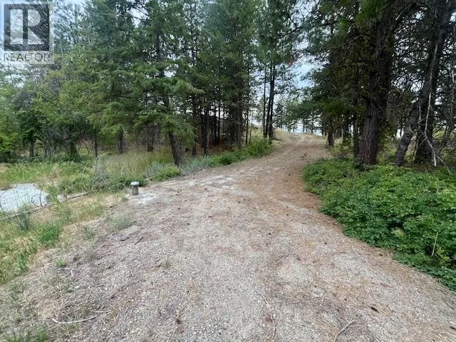 LOT B Grizzly Place