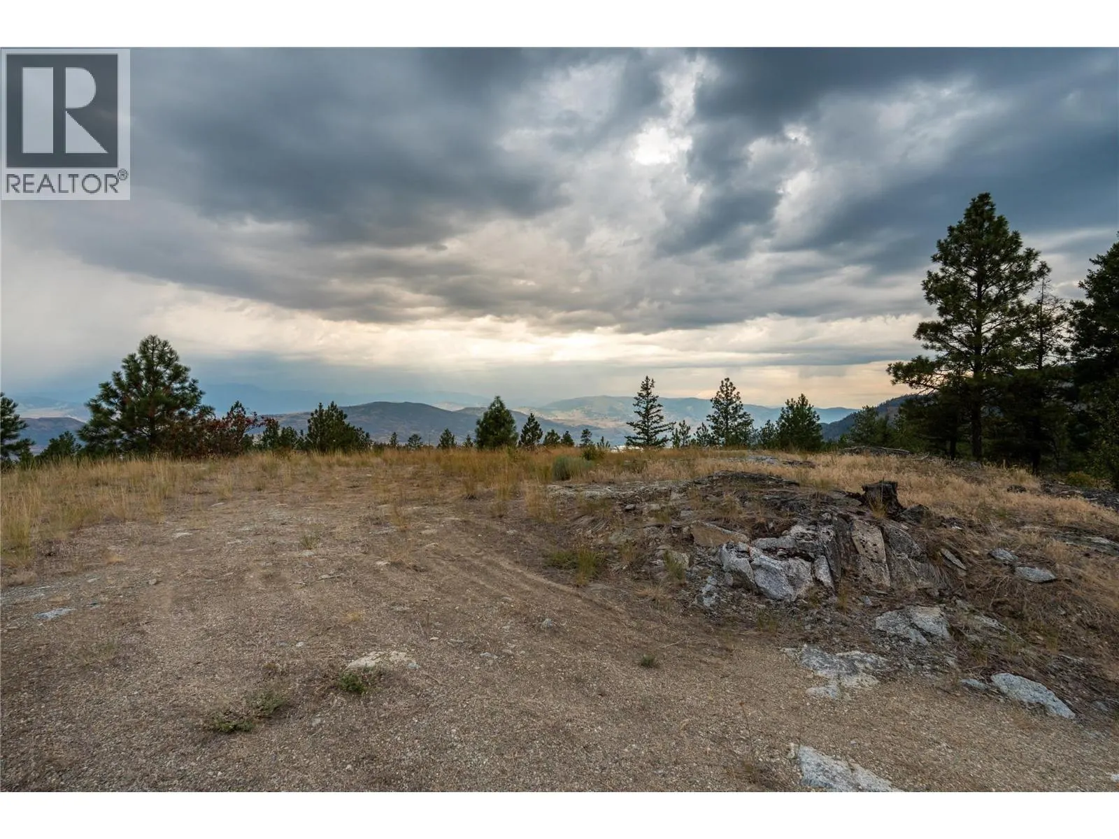 LOT B Grizzly Place