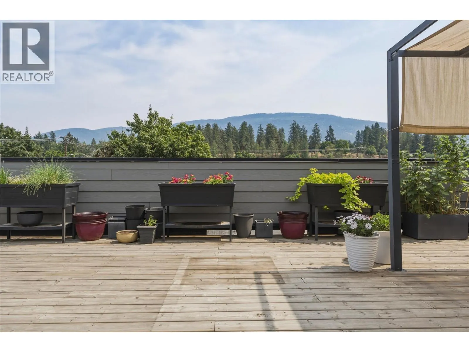 1804 46 Avenue Unit# 2