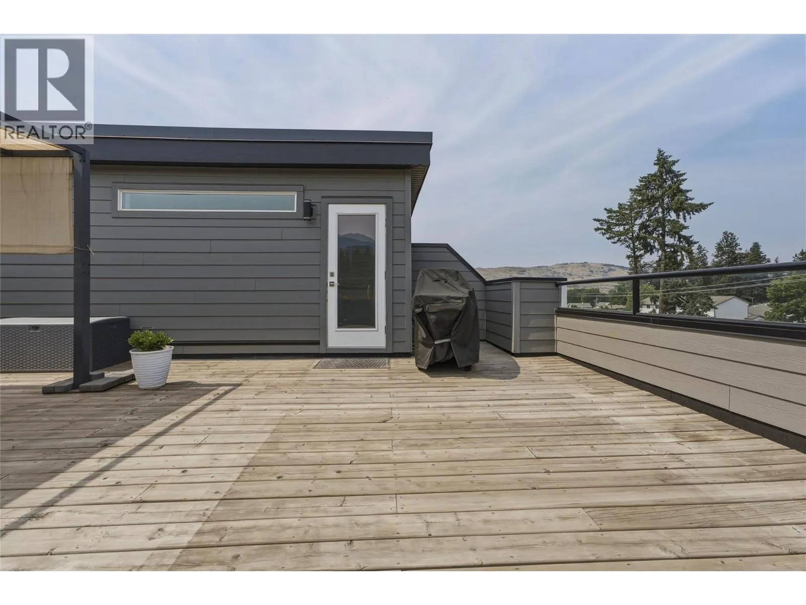 1804 46 Avenue Unit# 2