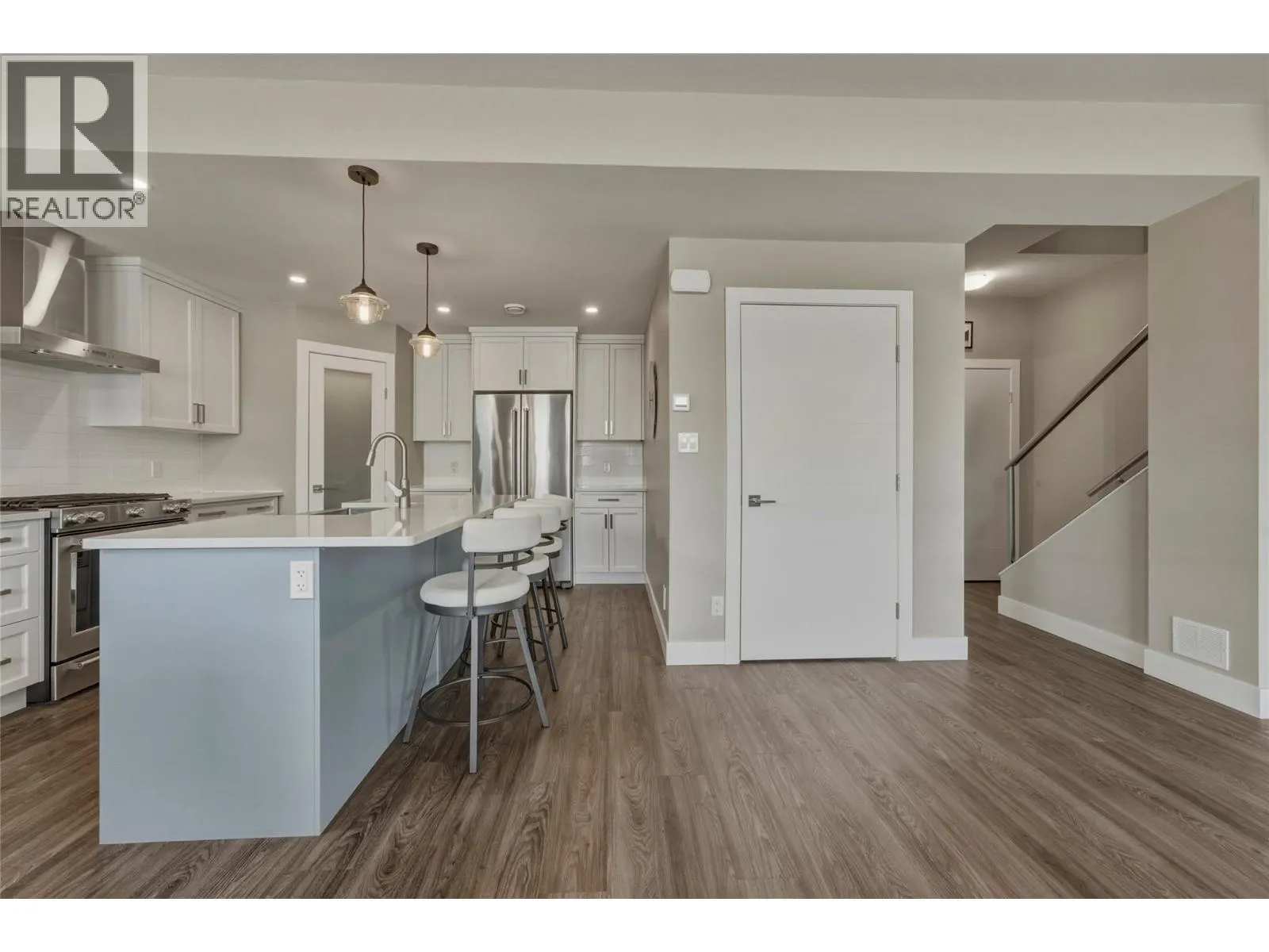 1804 46 Avenue Unit# 2