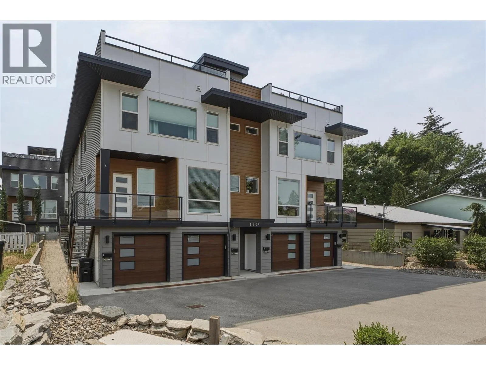 1804 46 Avenue Unit# 2