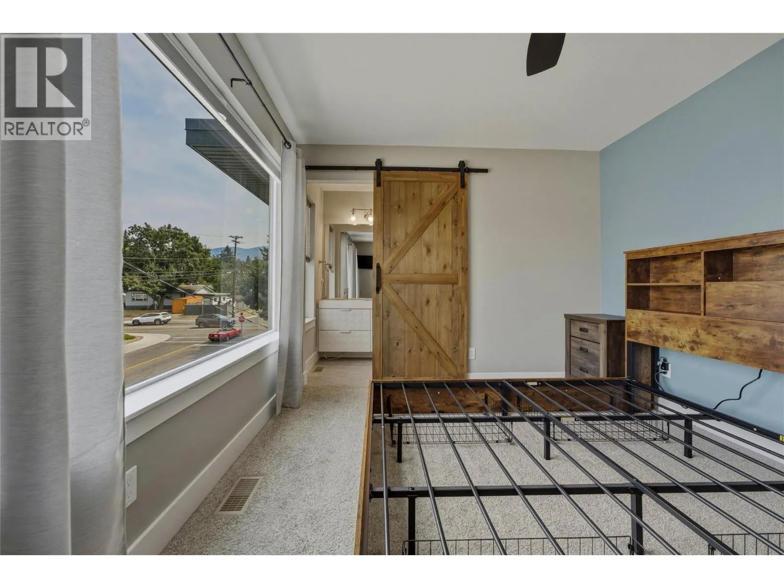 1804 46 Avenue Unit# 2
