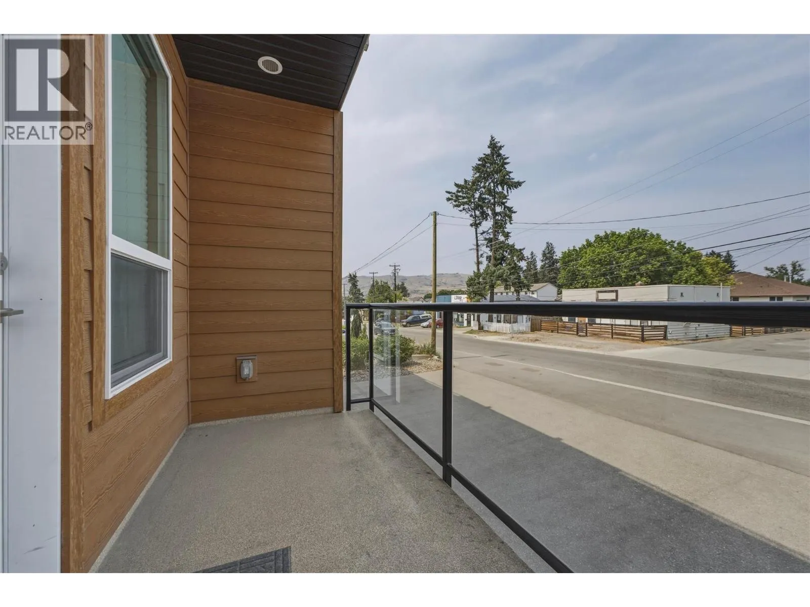 1804 46 Avenue Unit# 2