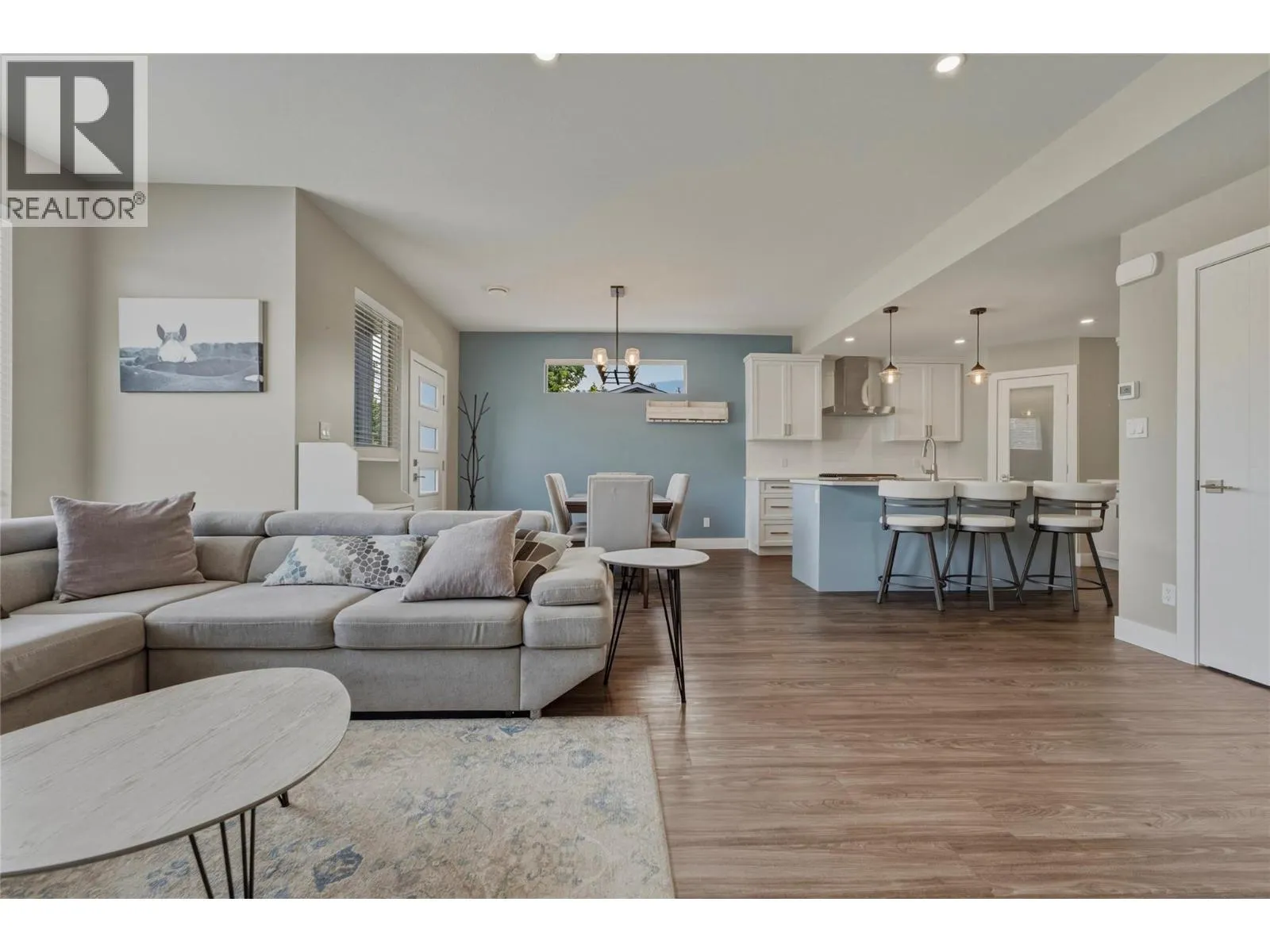 1804 46 Avenue Unit# 2