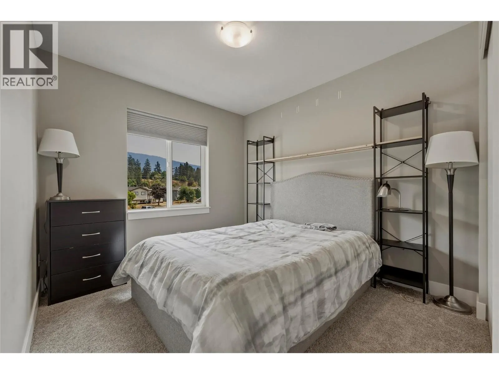 1804 46 Avenue Unit# 2