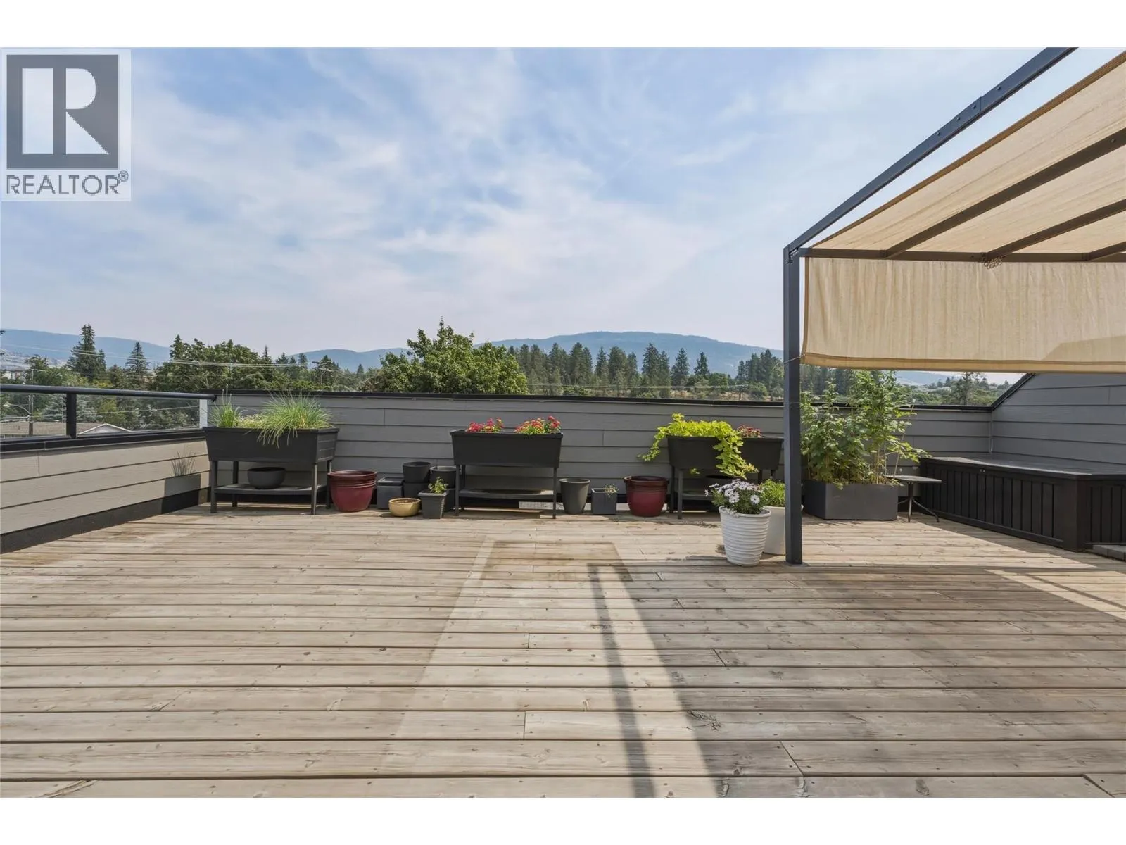 1804 46 Avenue Unit# 2
