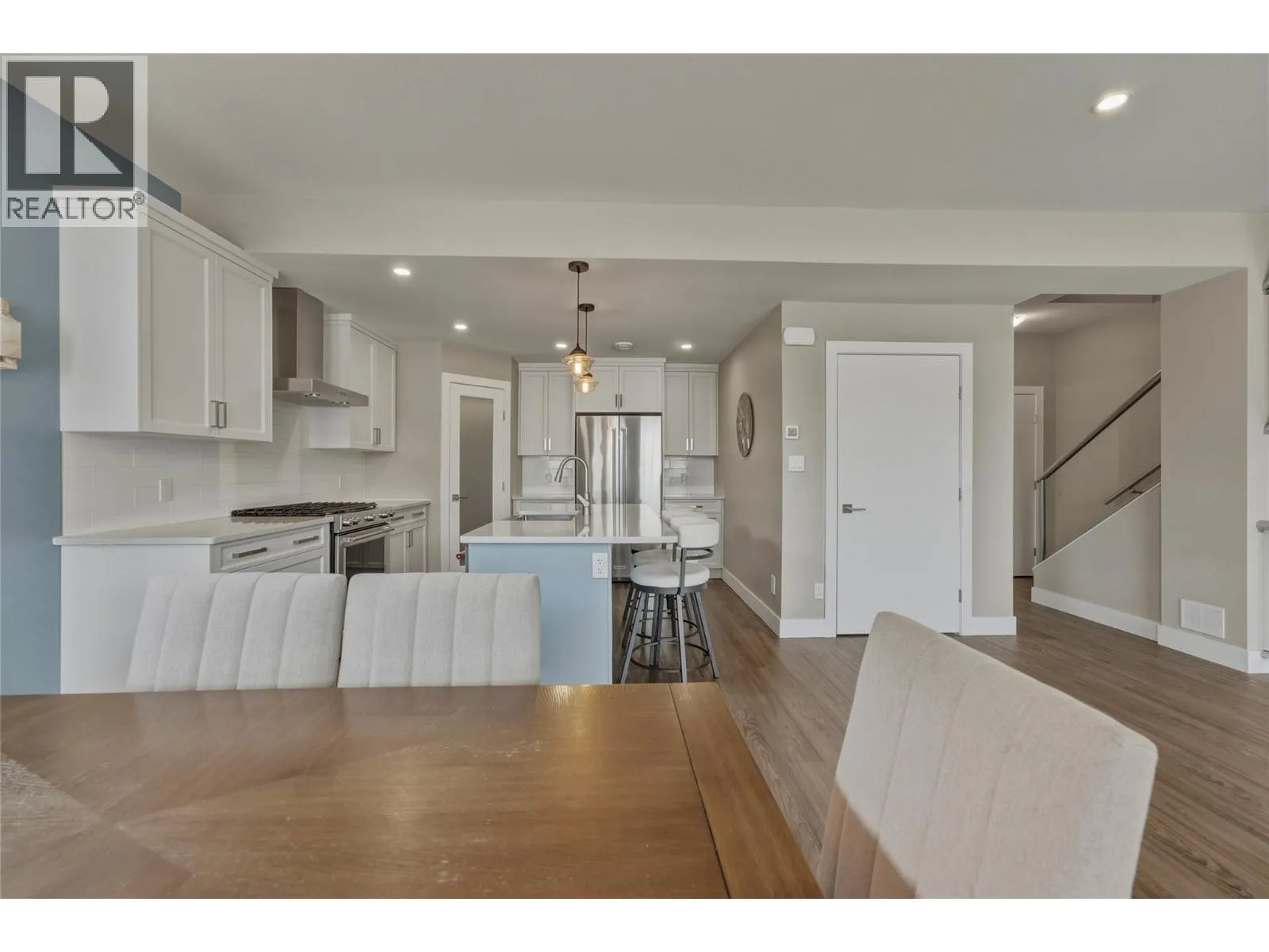1804 46 Avenue Unit# 2