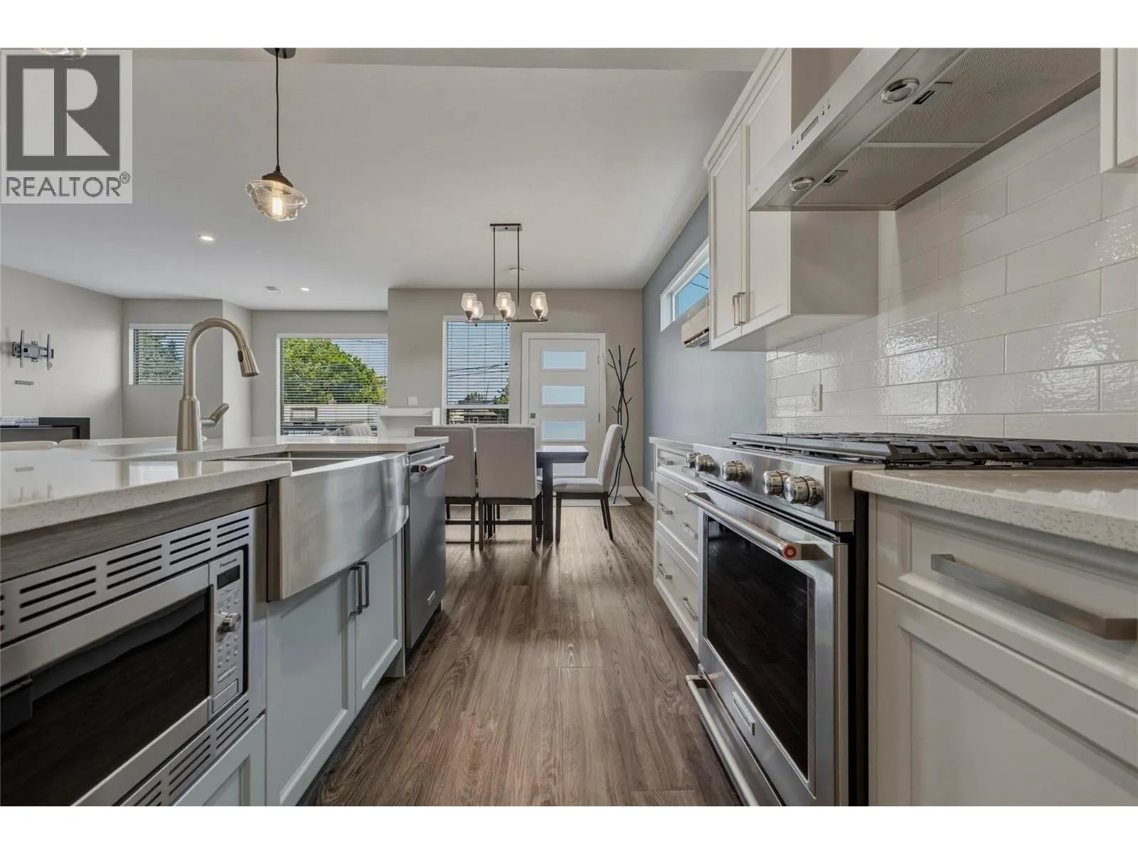 1804 46 Avenue Unit# 2