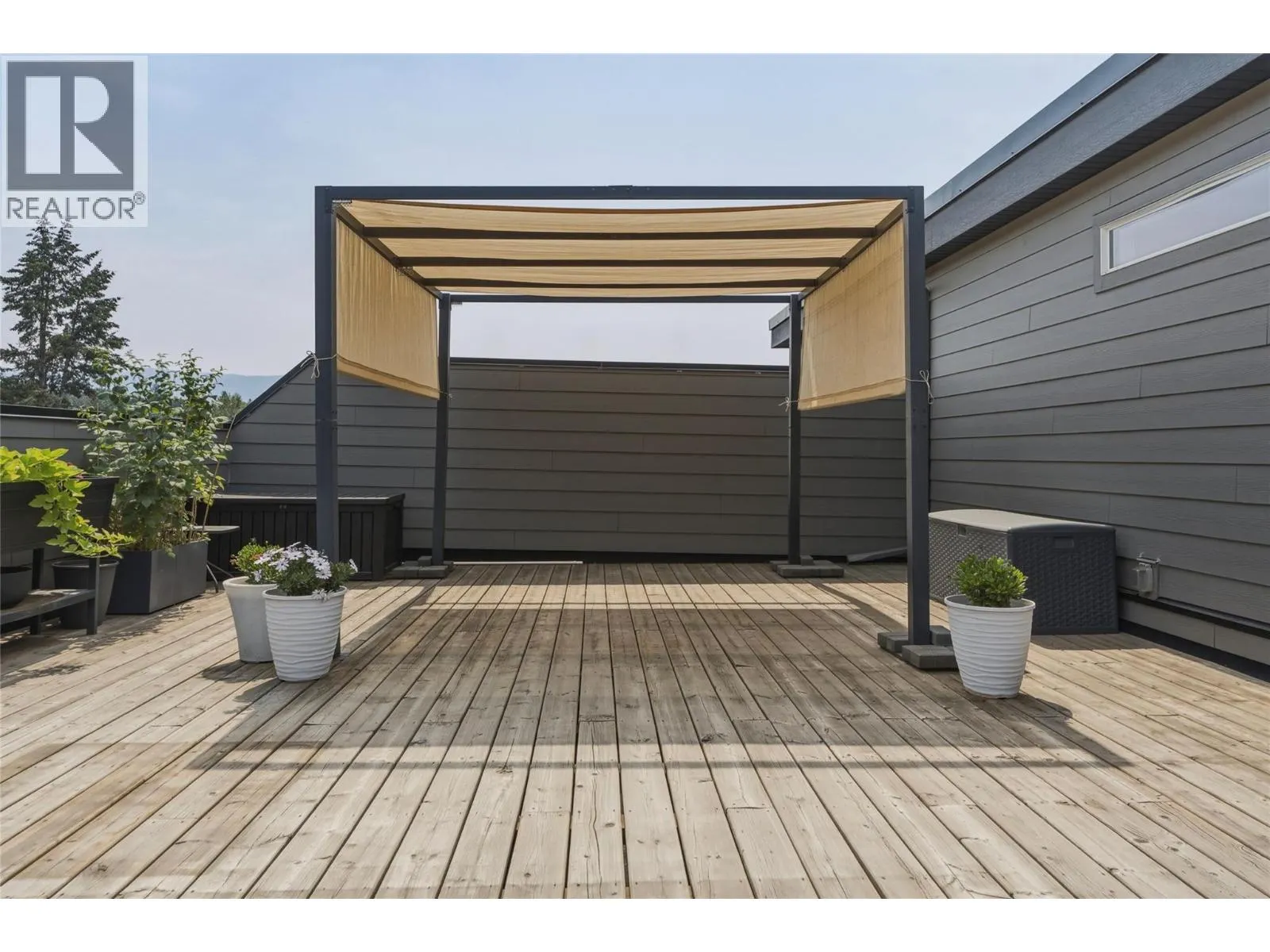 1804 46 Avenue Unit# 2