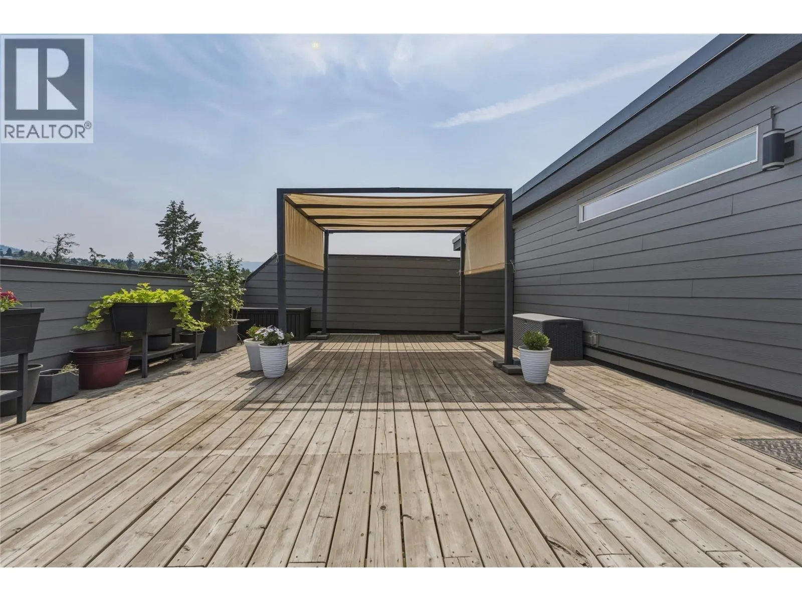 1804 46 Avenue Unit# 2