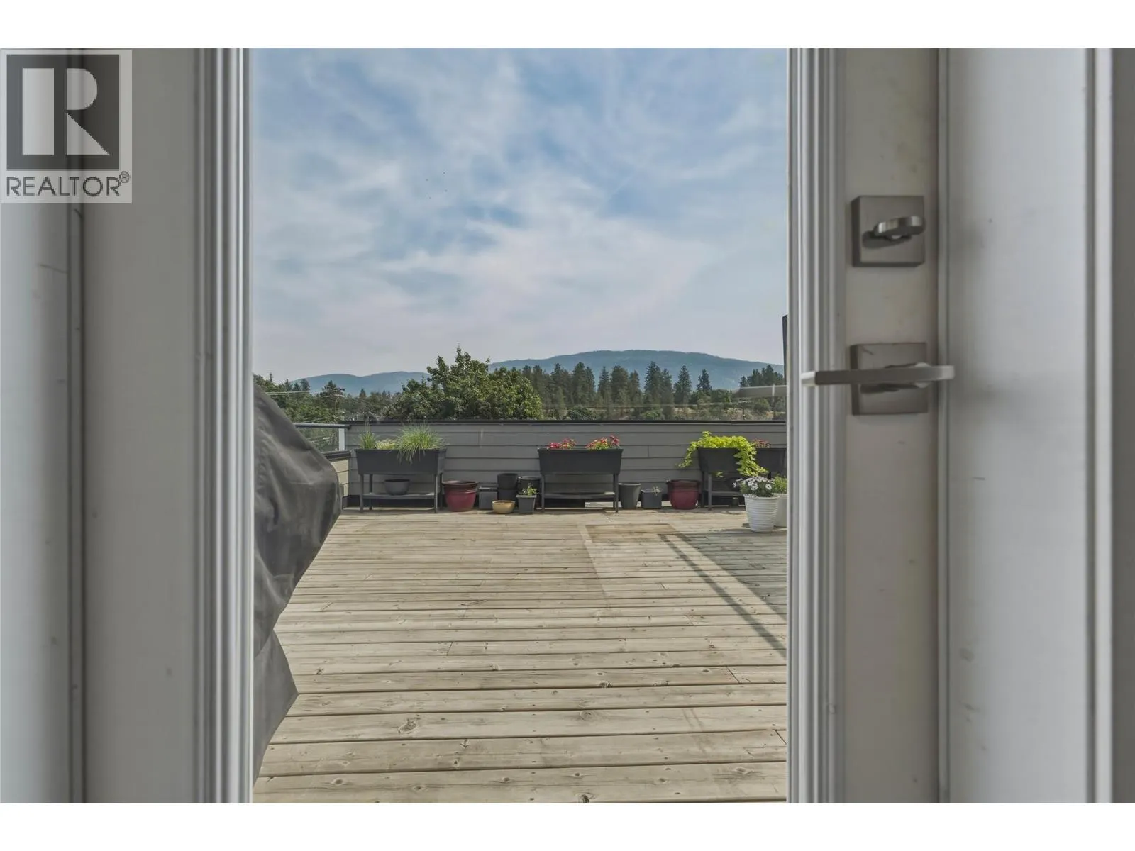 1804 46 Avenue Unit# 2