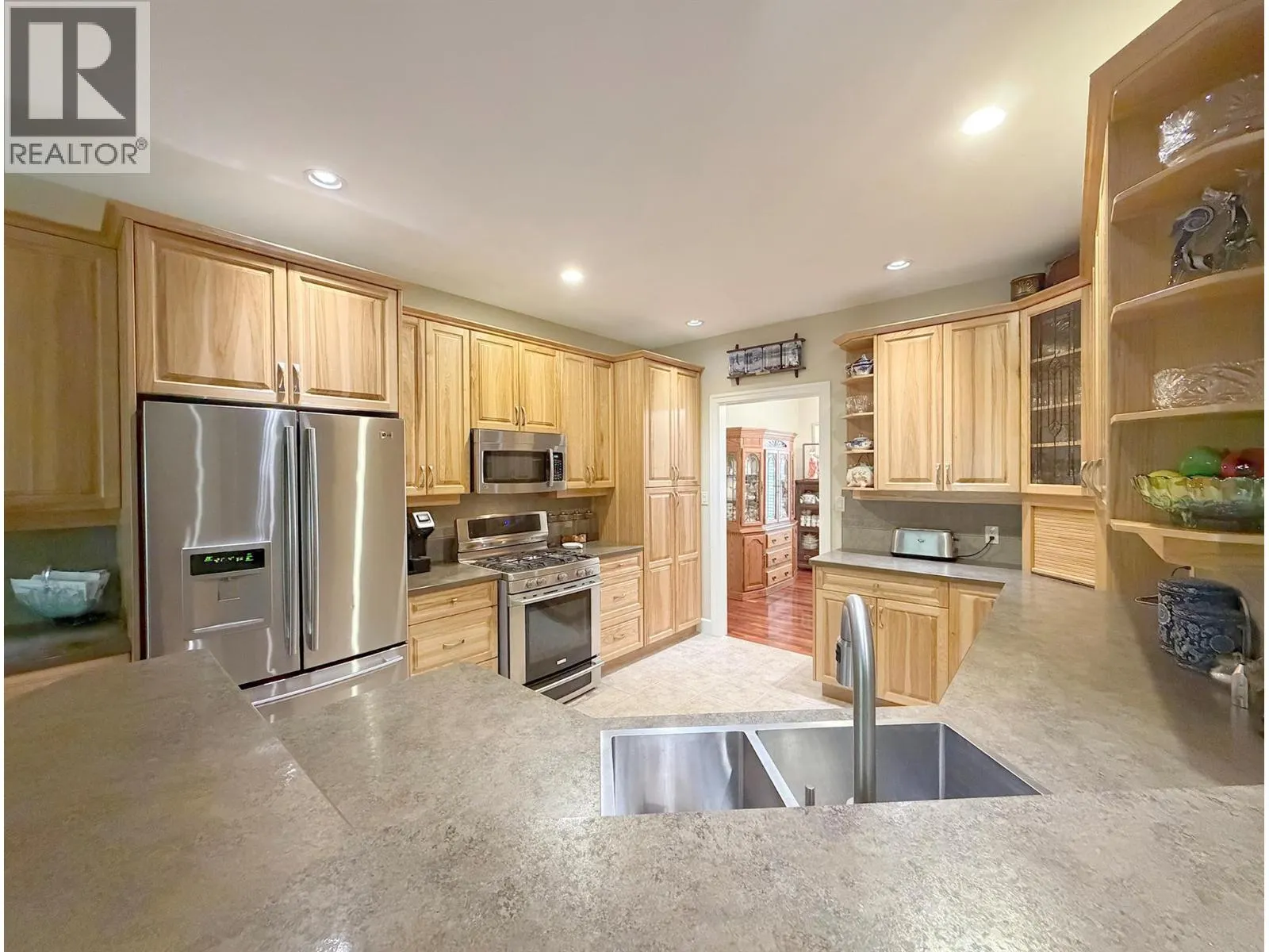 2530 Valley Place