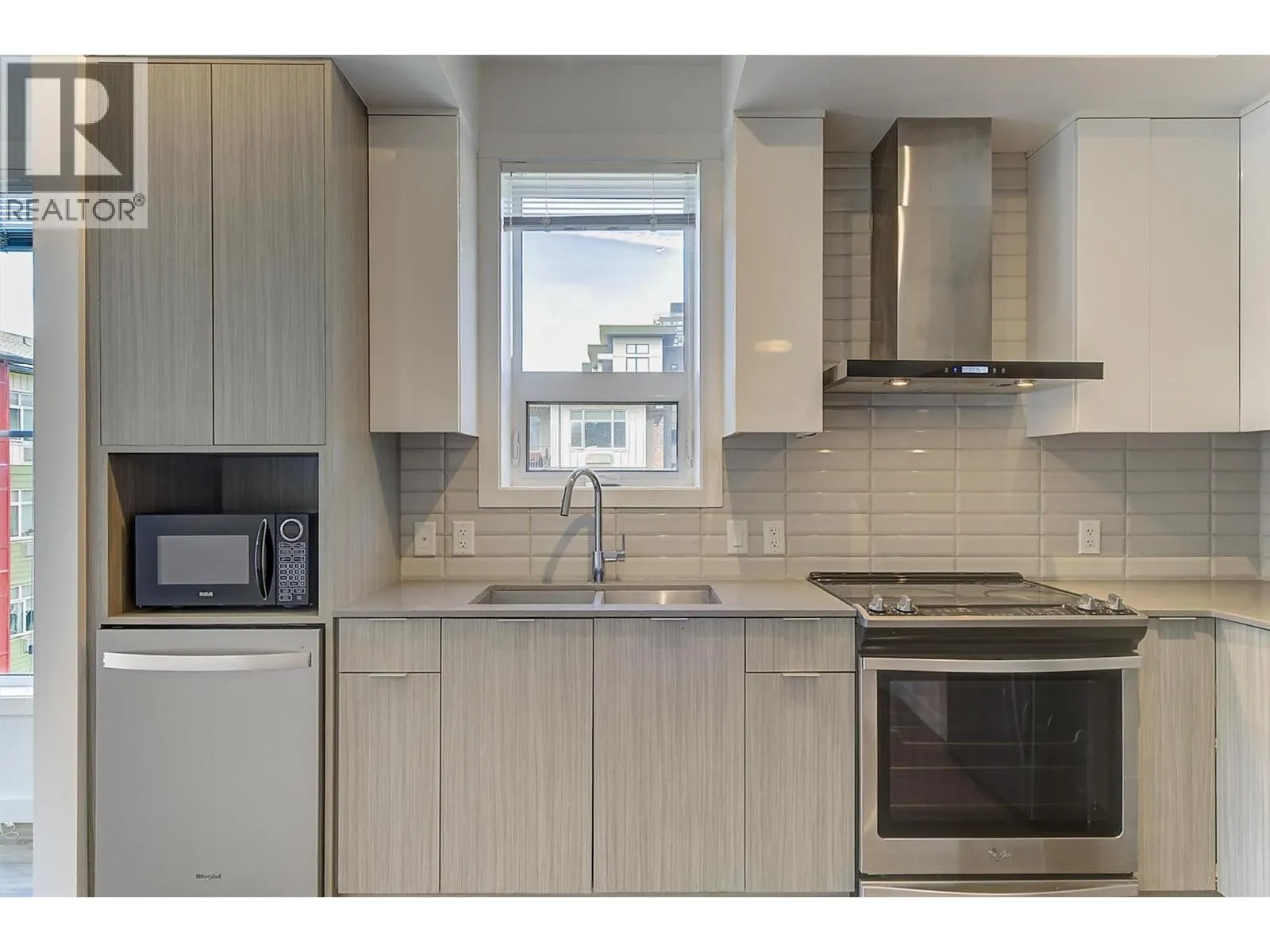 1775 Chapman Place Unit# 306