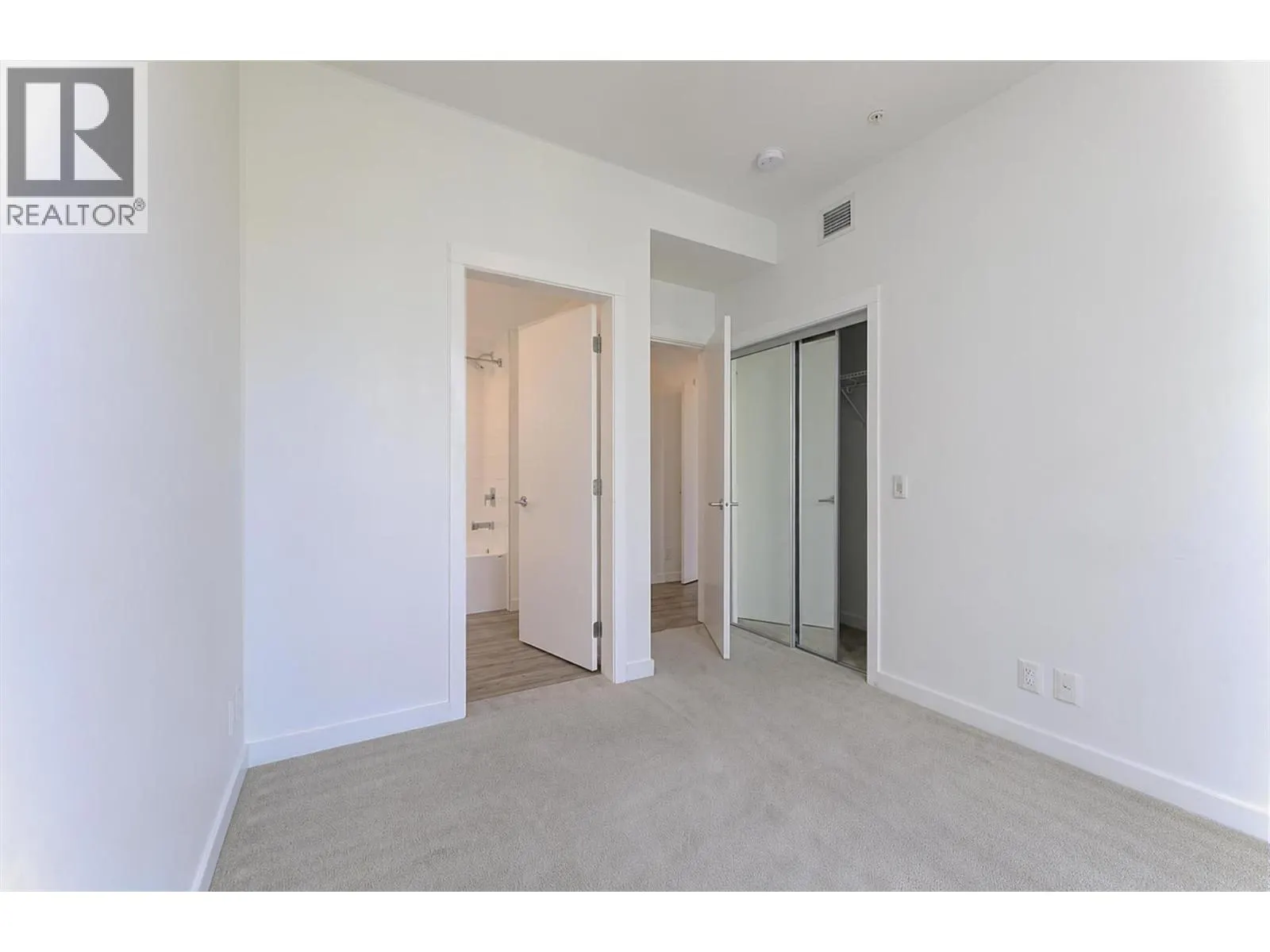 1775 Chapman Place Unit# 306