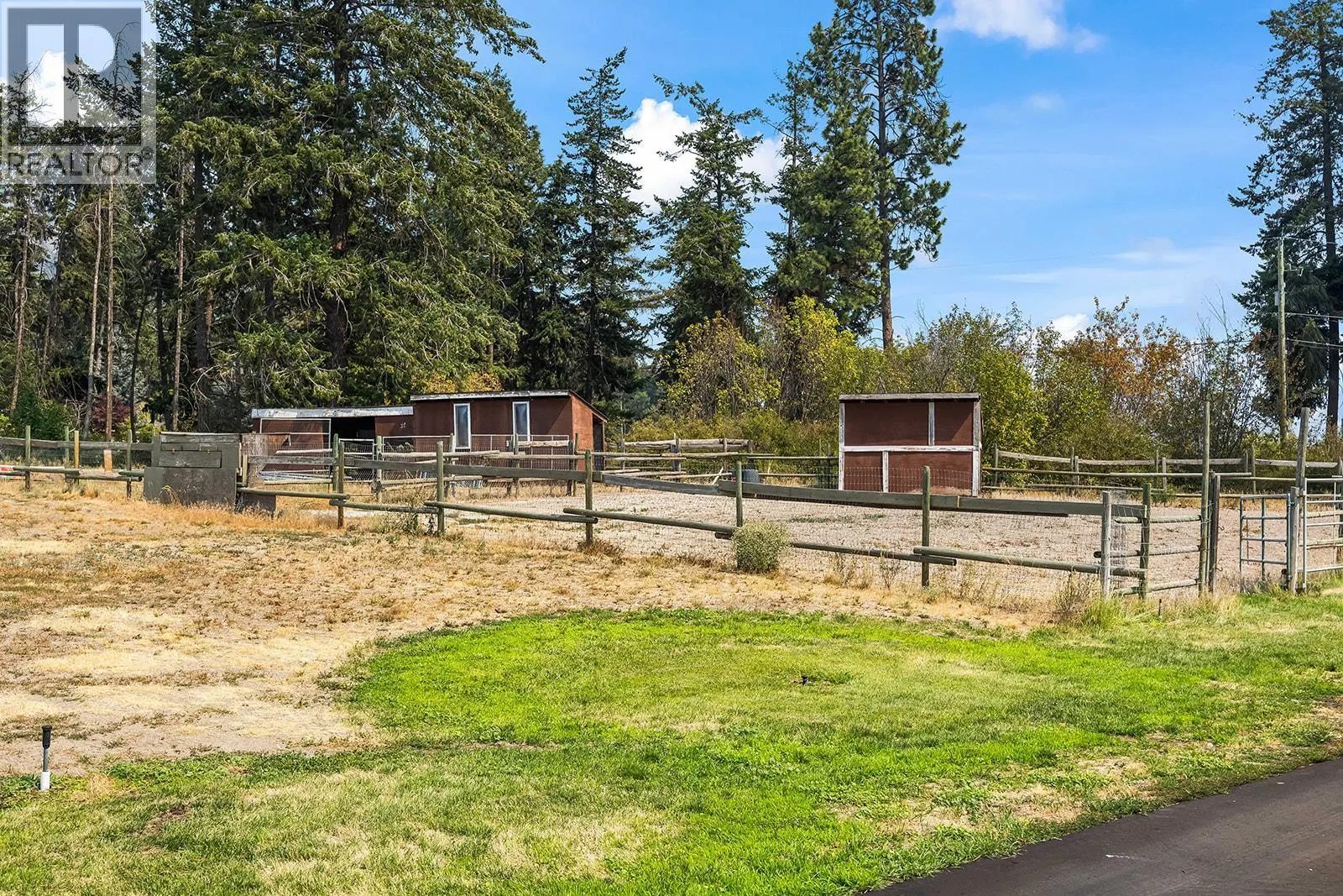 5090 MacKinnon Road