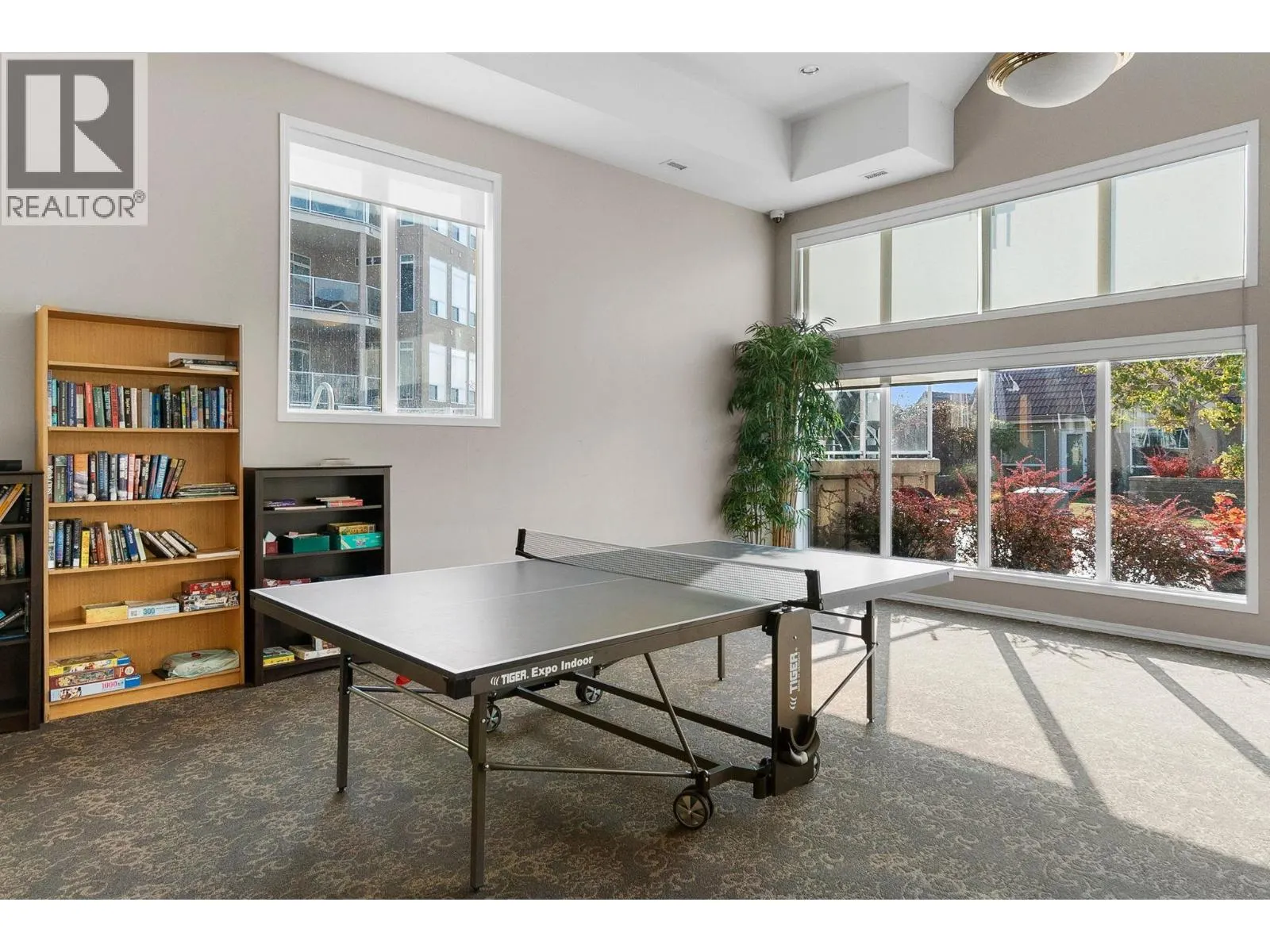 1088 Sunset Drive Unit# 352