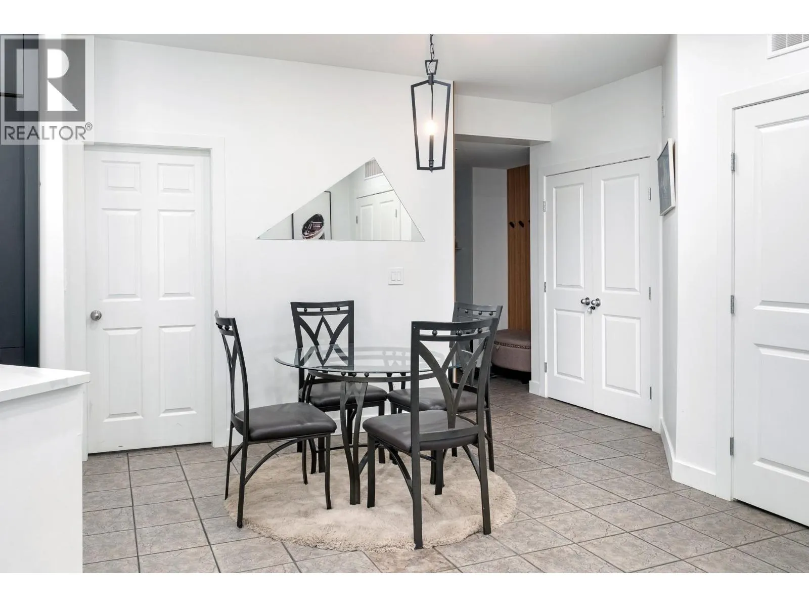 1088 Sunset Drive Unit# 352