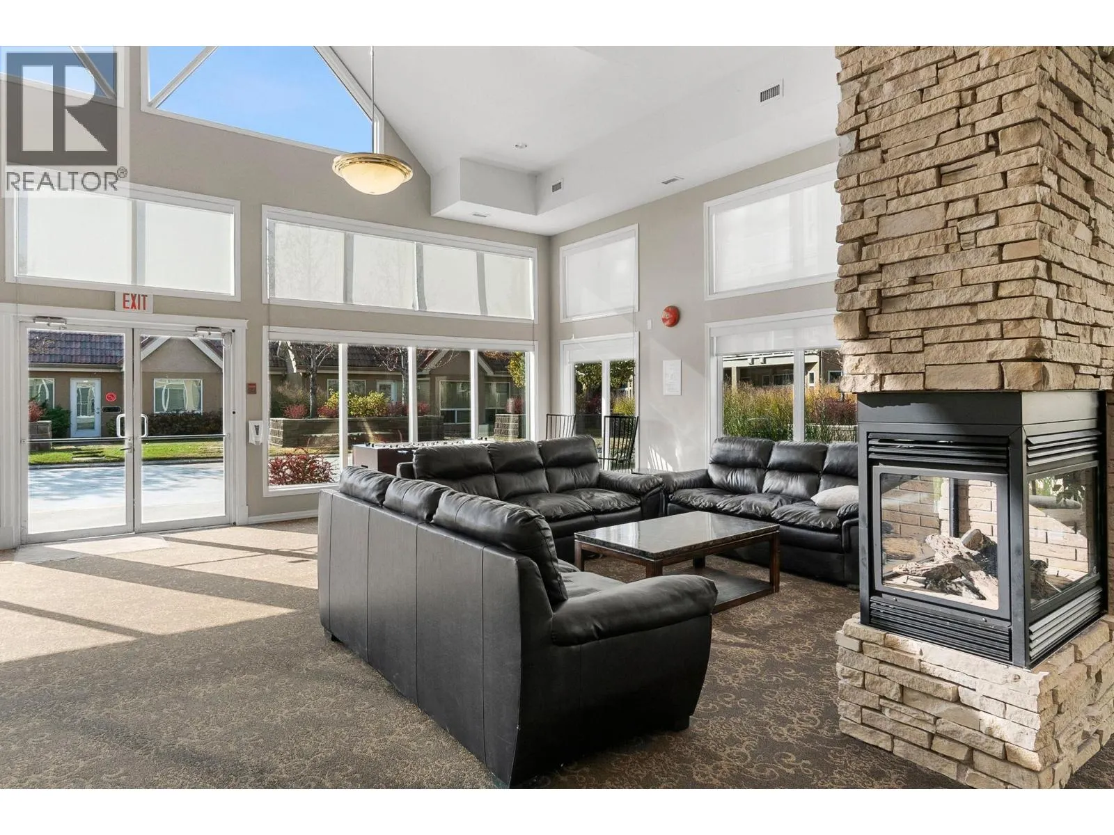 1088 Sunset Drive Unit# 352