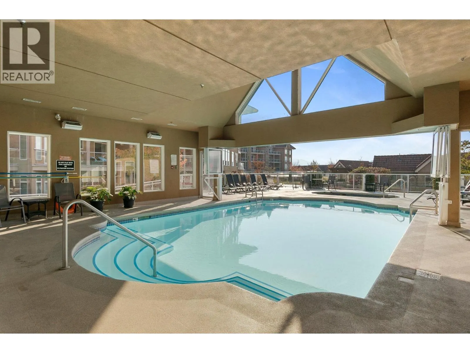 1088 Sunset Drive Unit# 352