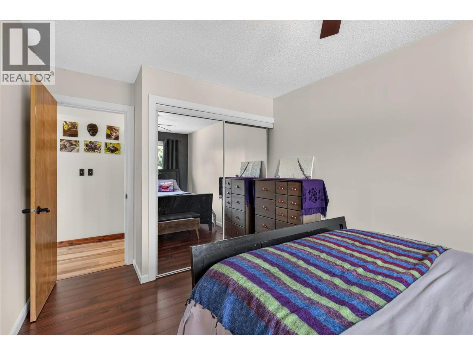 6415 Glendora Way