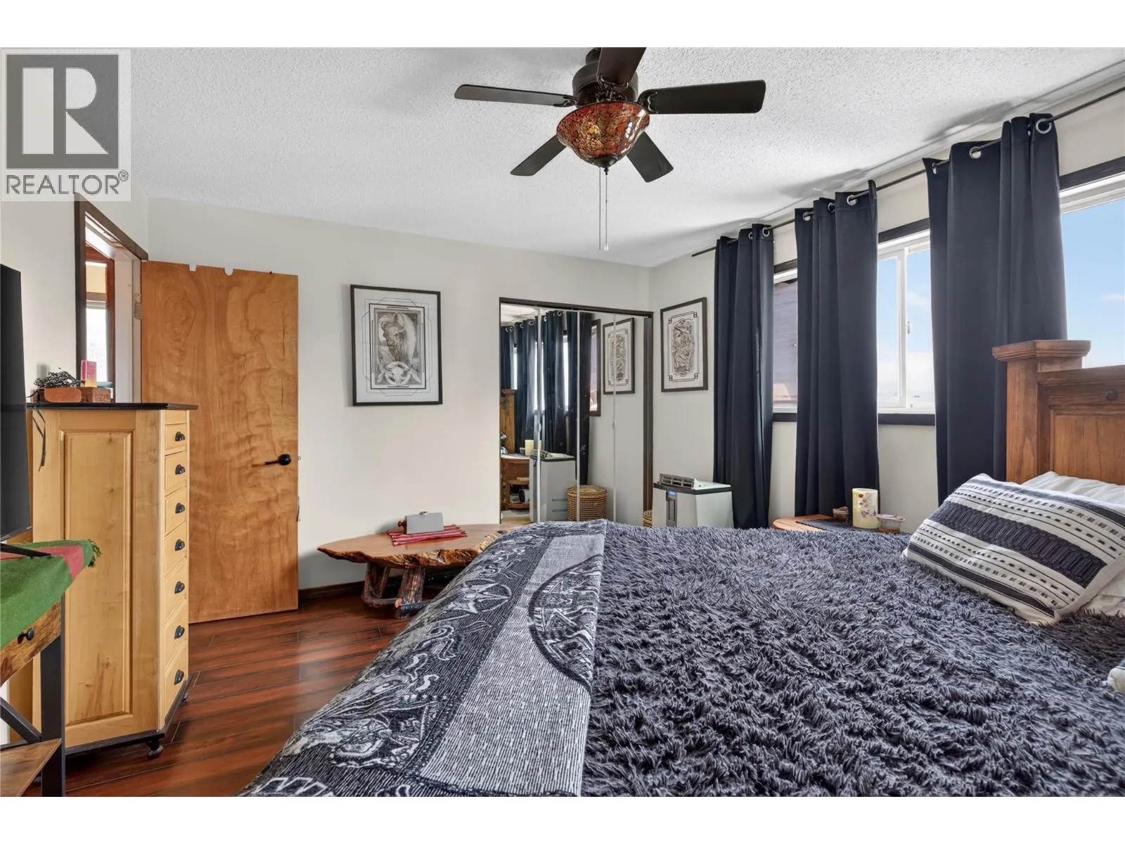 6415 Glendora Way
