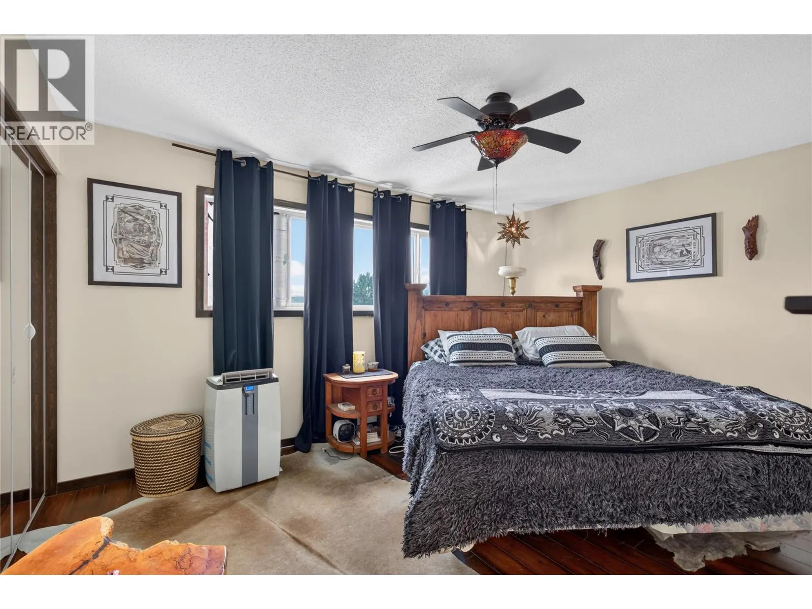 6415 Glendora Way