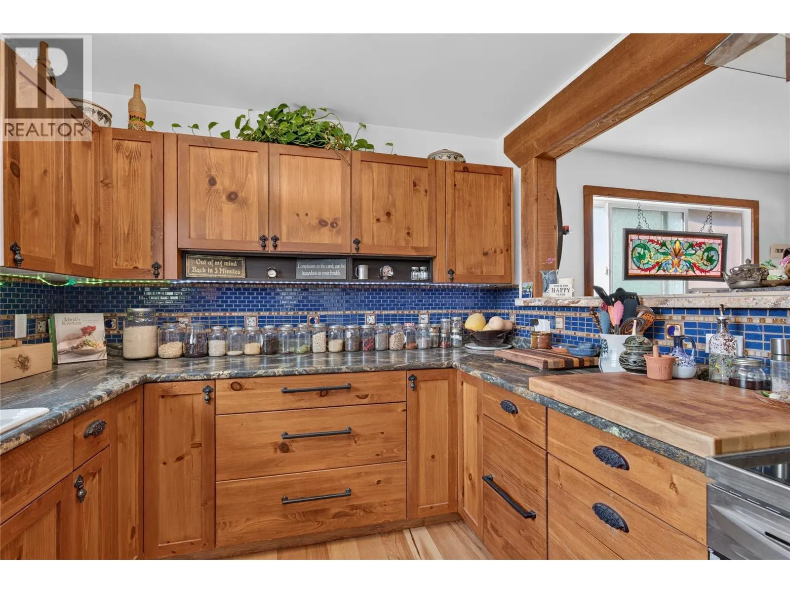 6415 Glendora Way