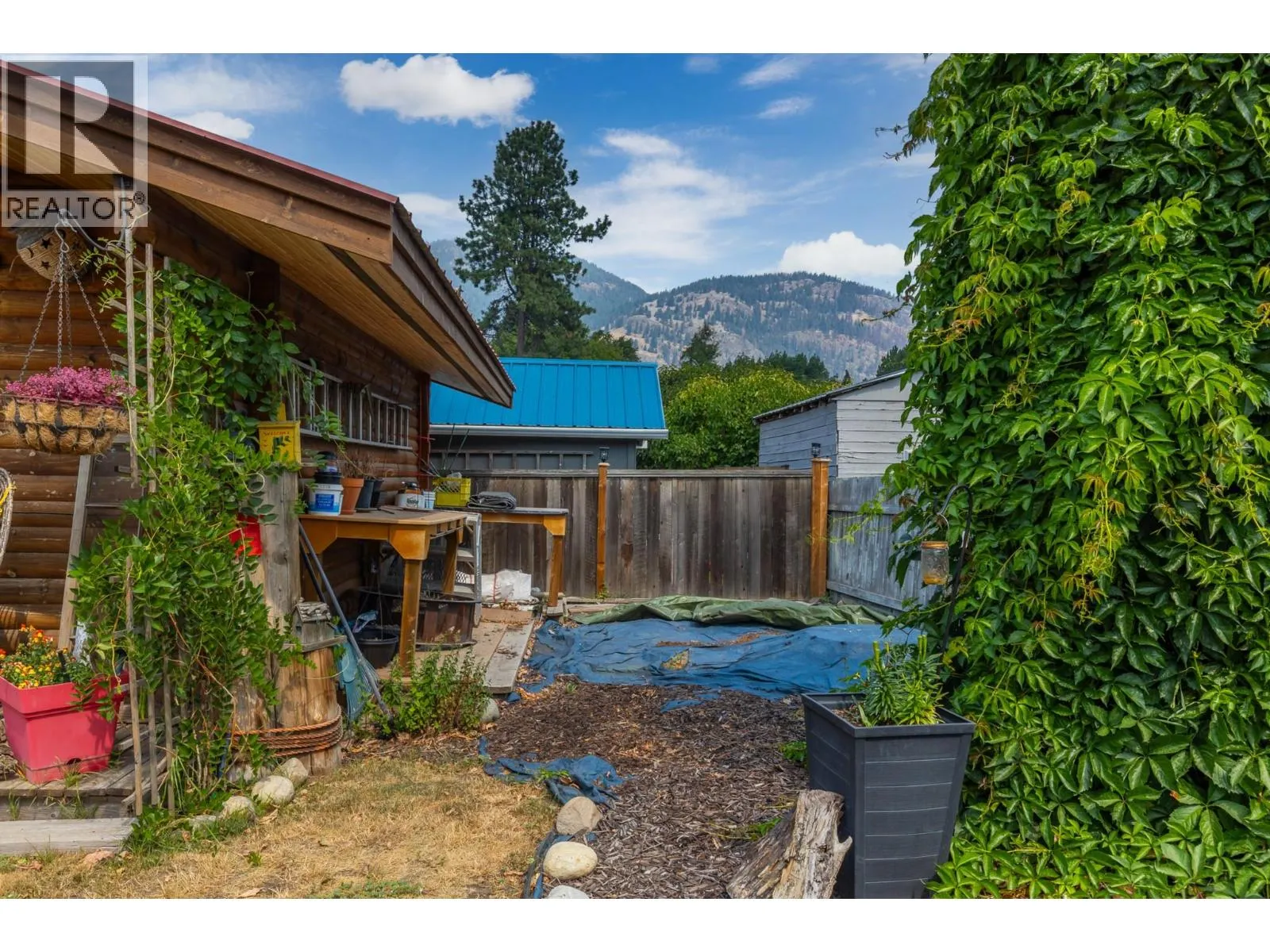 6415 Glendora Way