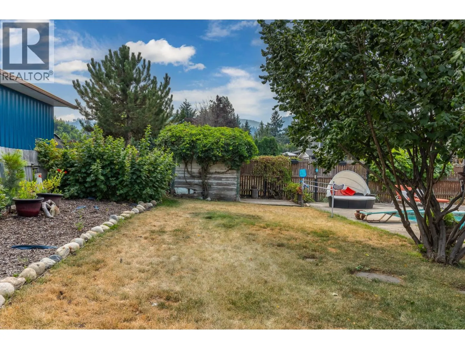6415 Glendora Way