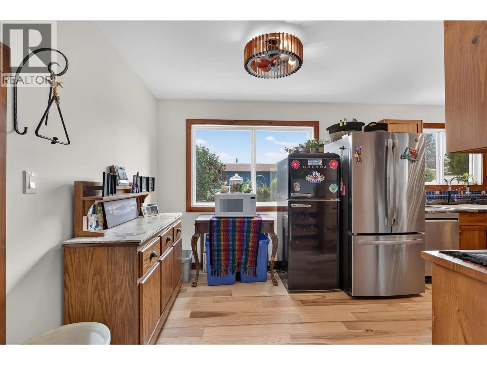 6415 Glendora Way