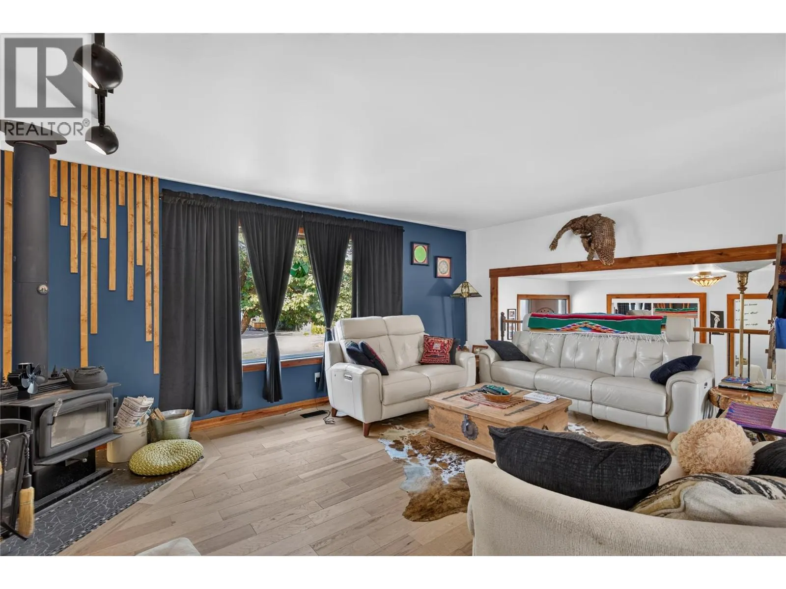 6415 Glendora Way