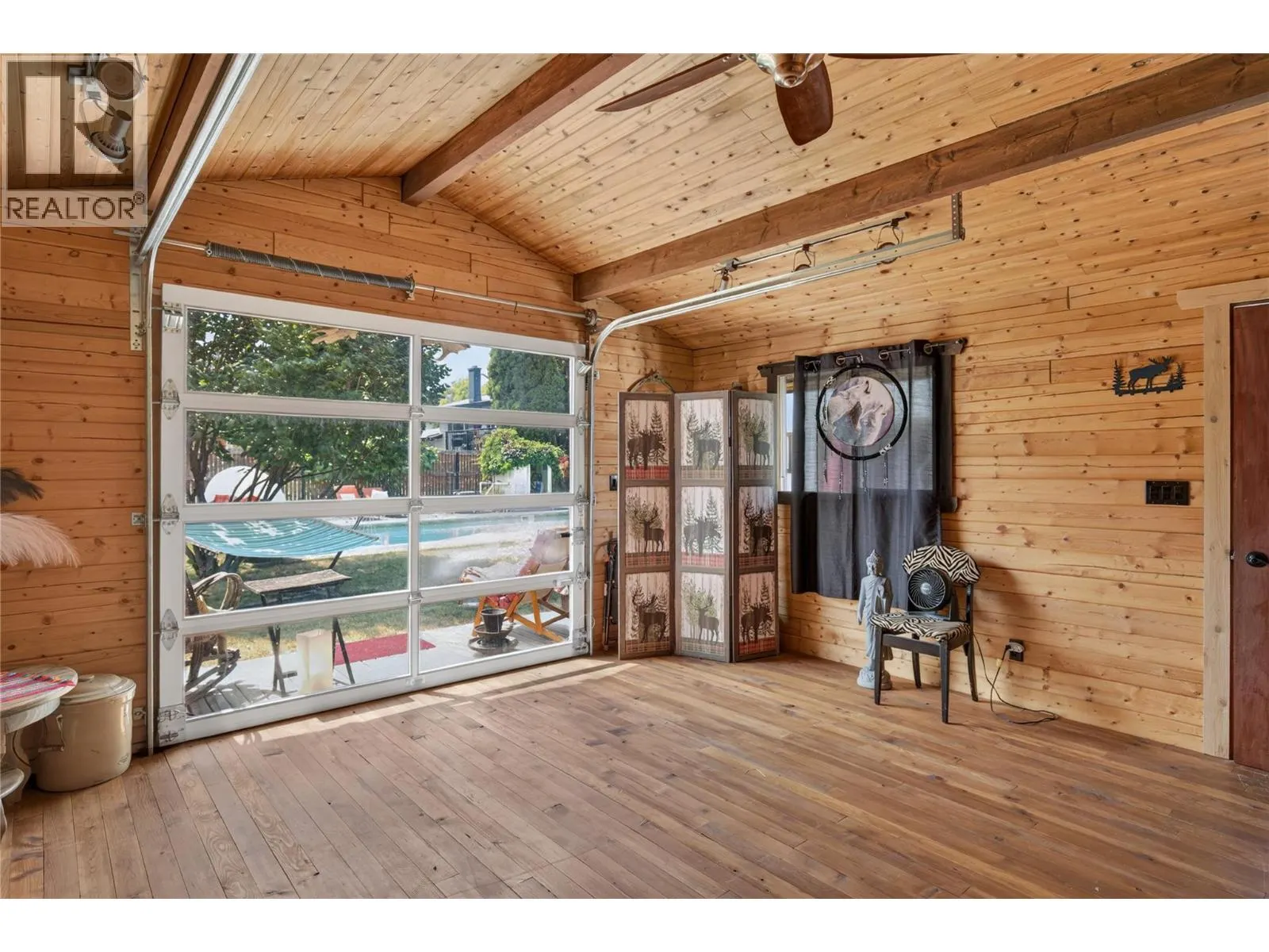 6415 Glendora Way