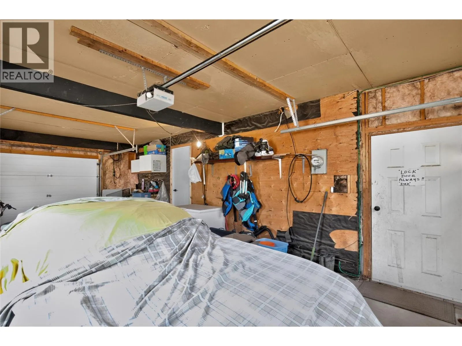 6415 Glendora Way