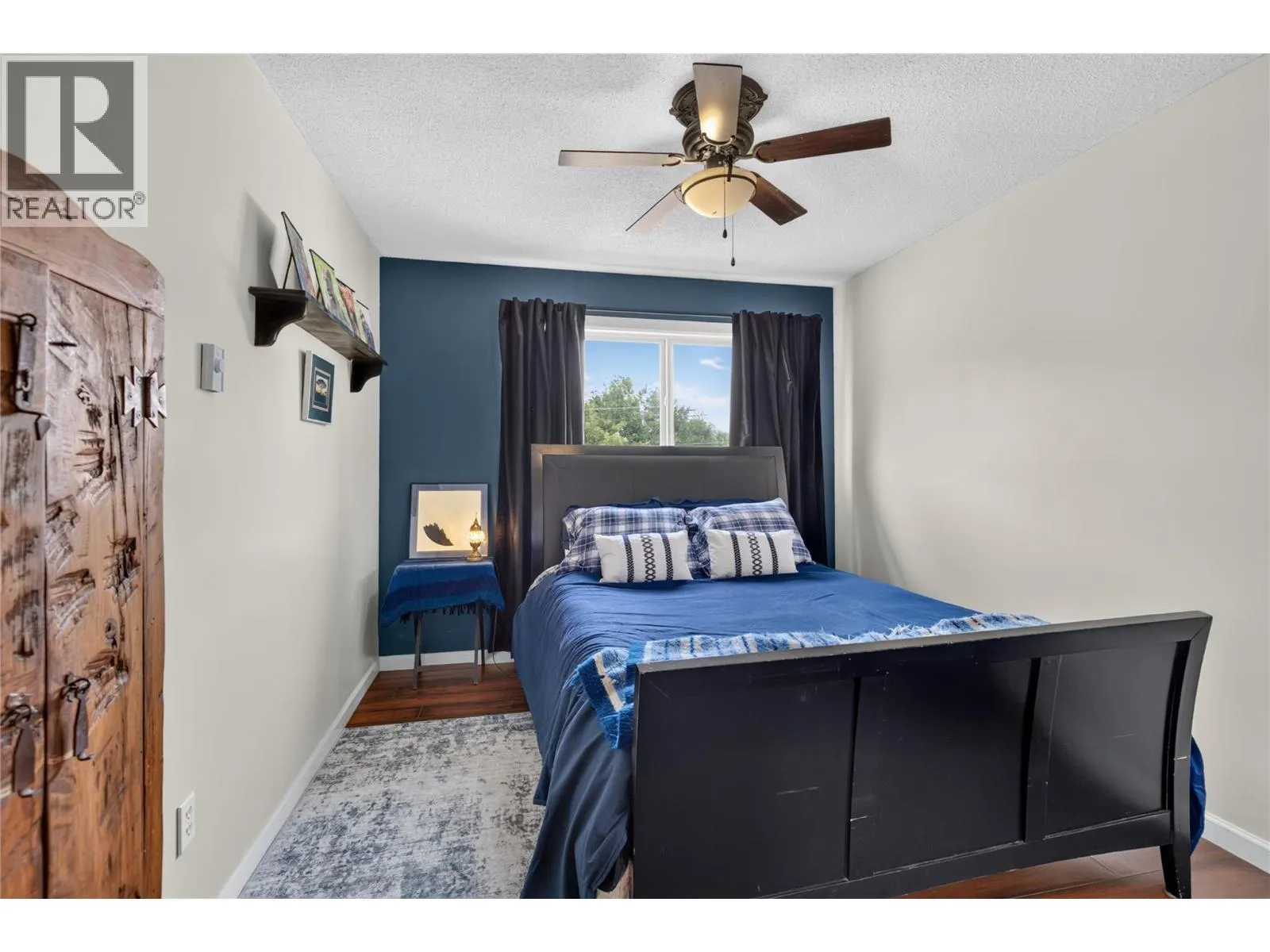 6415 Glendora Way