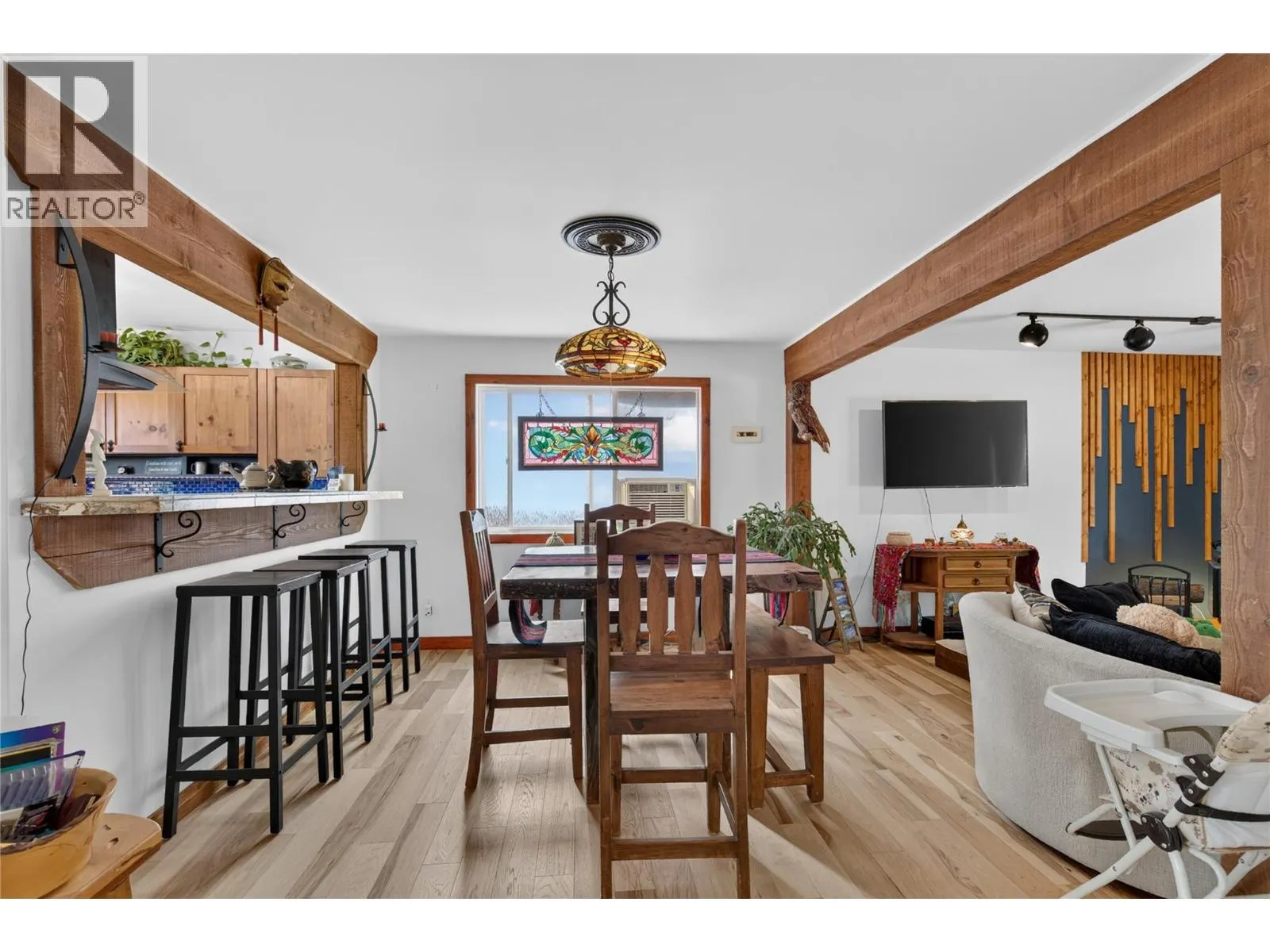 6415 Glendora Way