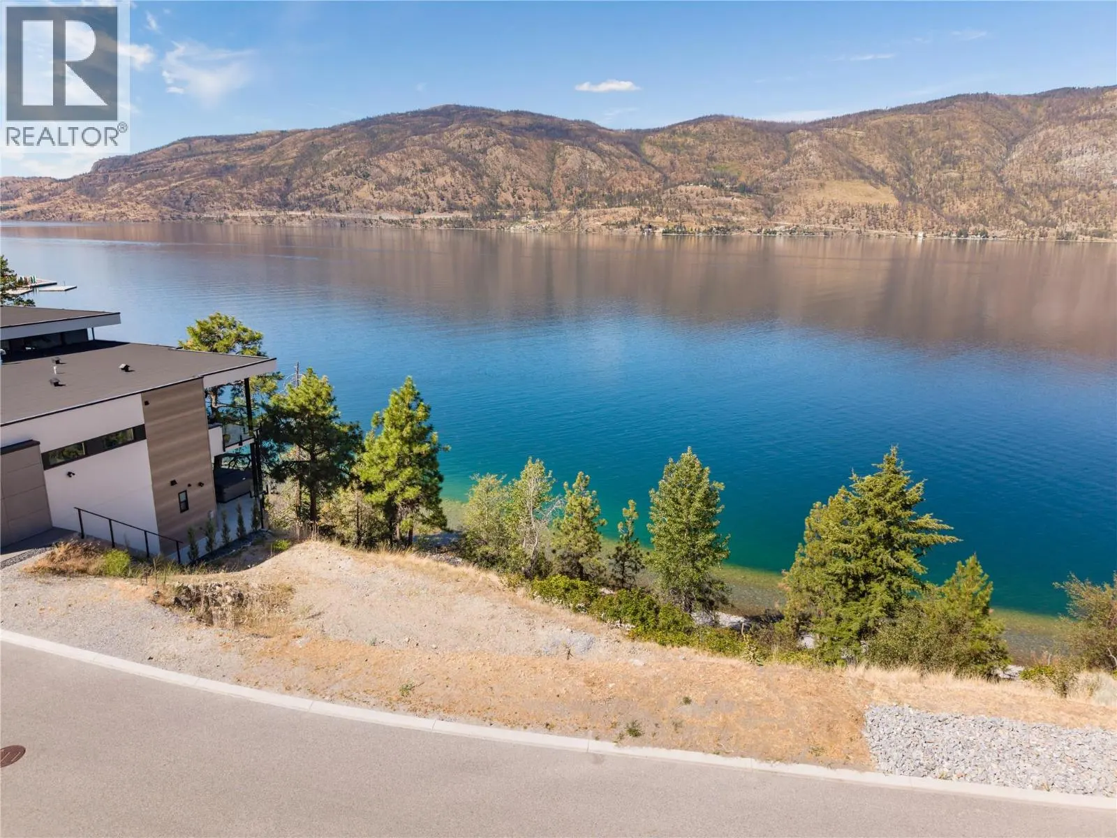 3548 Arrowroot Drive