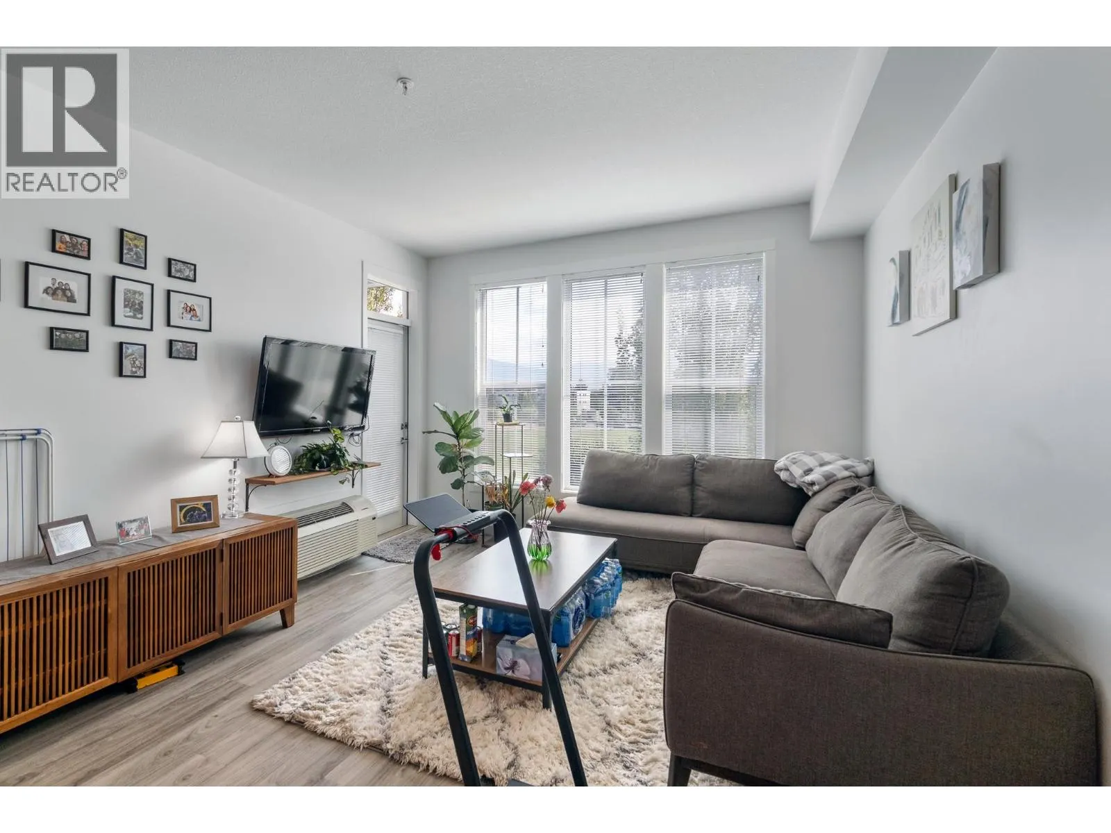 1775 Chapman Place Unit# 223