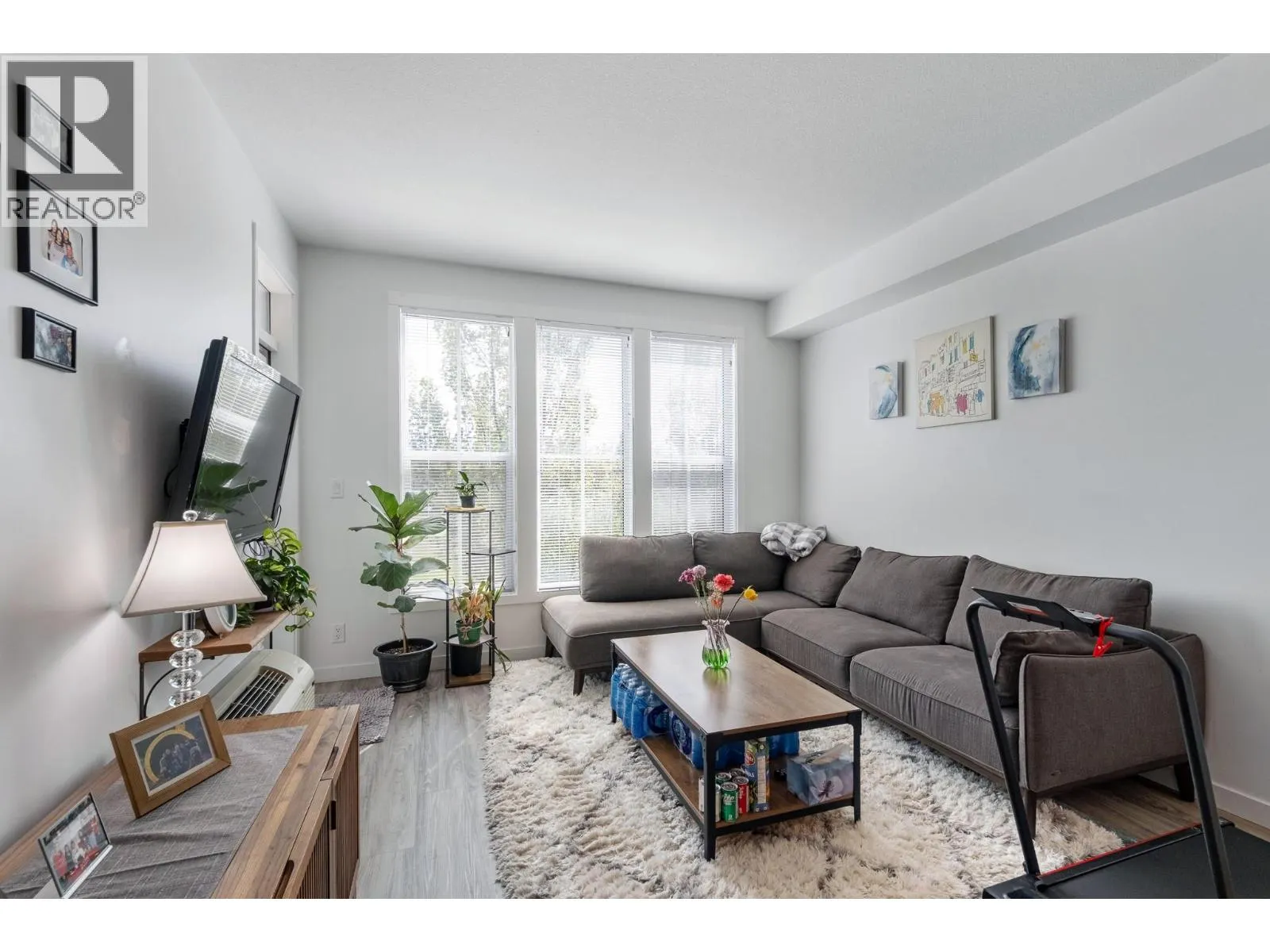 1775 Chapman Place Unit# 223