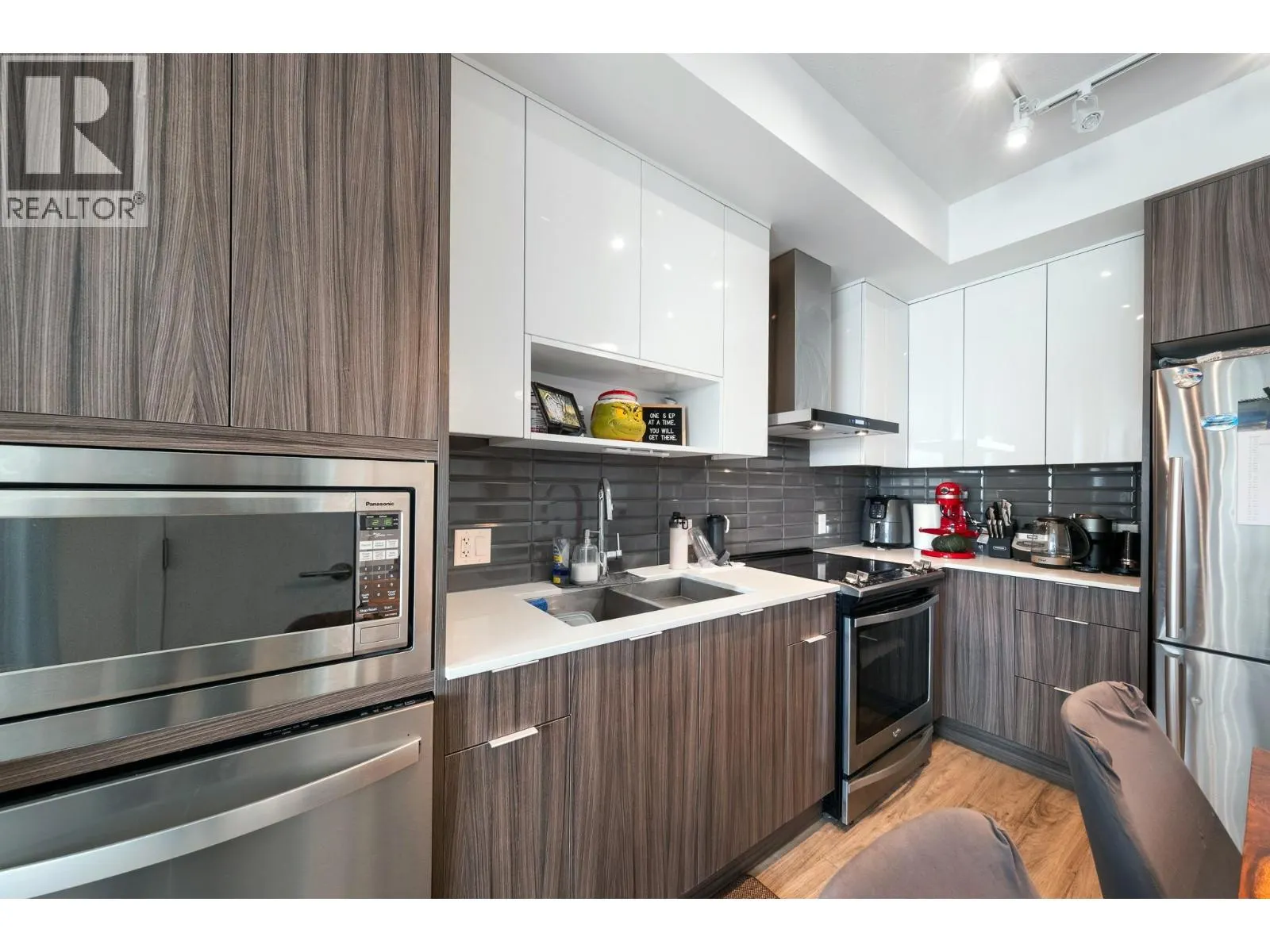 1775 Chapman Place Unit# 223