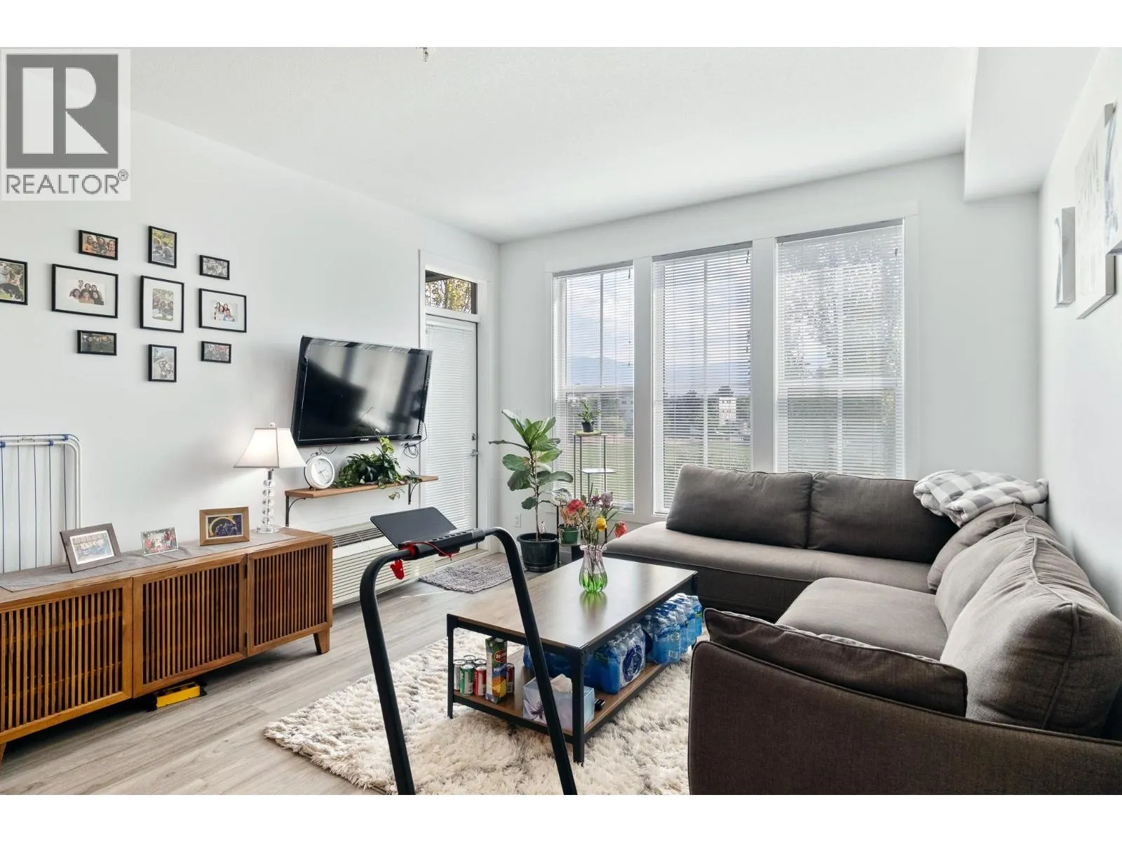 1775 Chapman Place Unit# 223