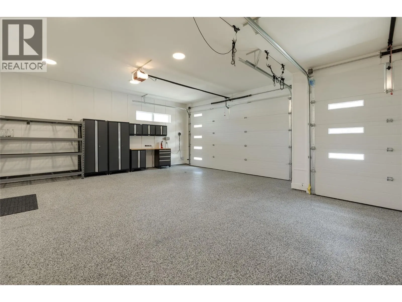 5552 Upper Mission Drive
