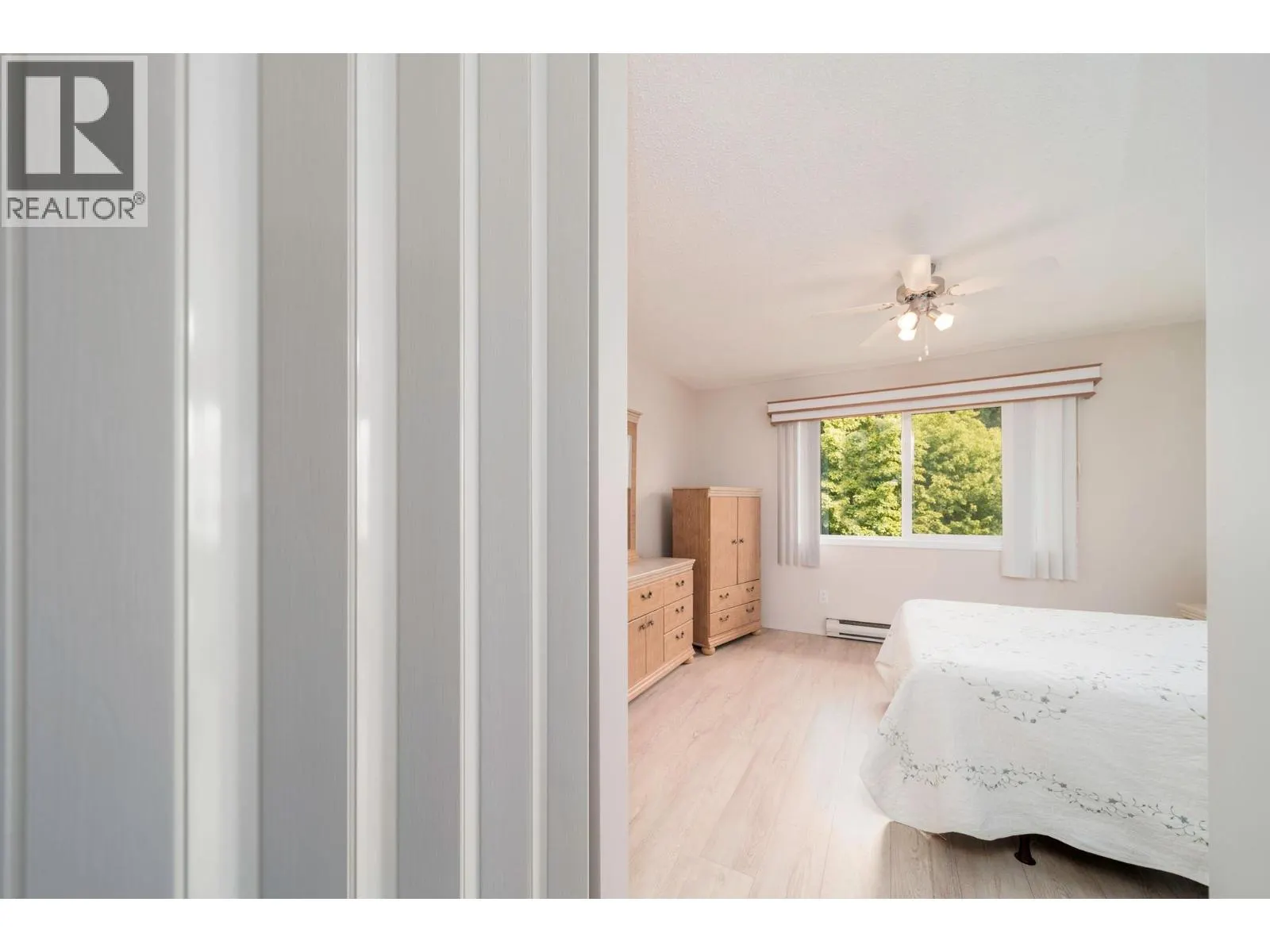 2085 Gordon Drive Unit# 211