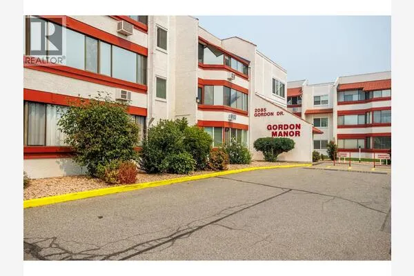 2085 Gordon Drive Unit# 211