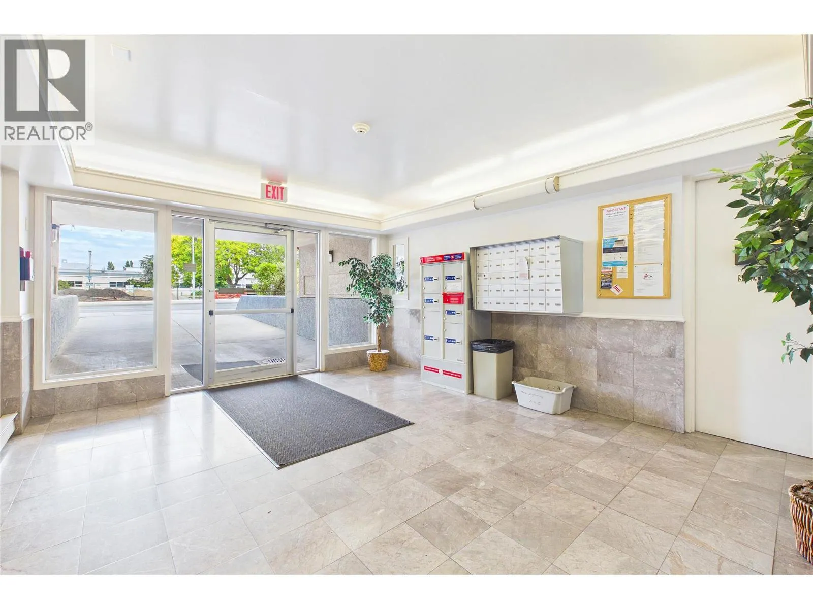 993 KLO Road Unit# 303