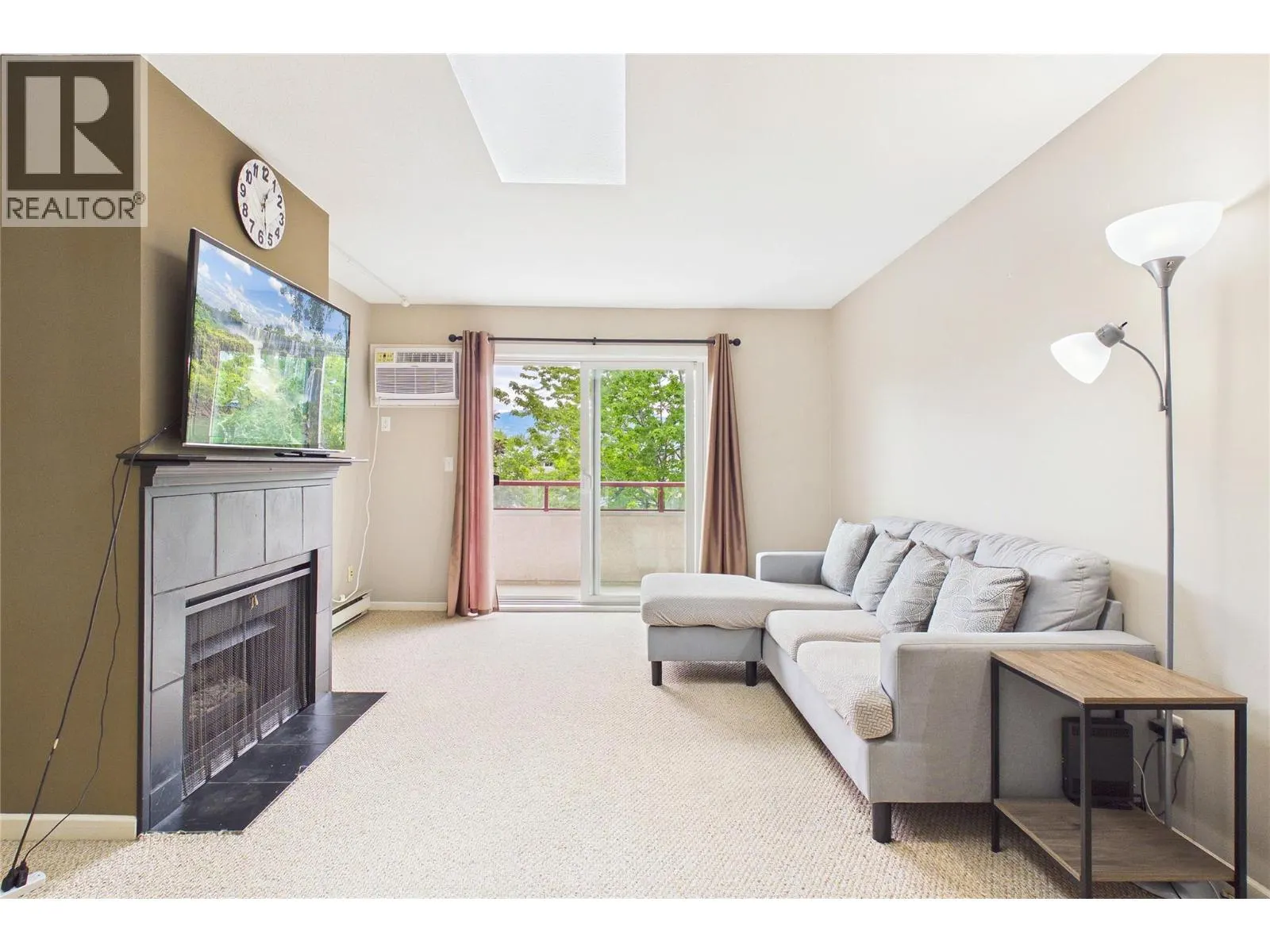 993 KLO Road Unit# 303