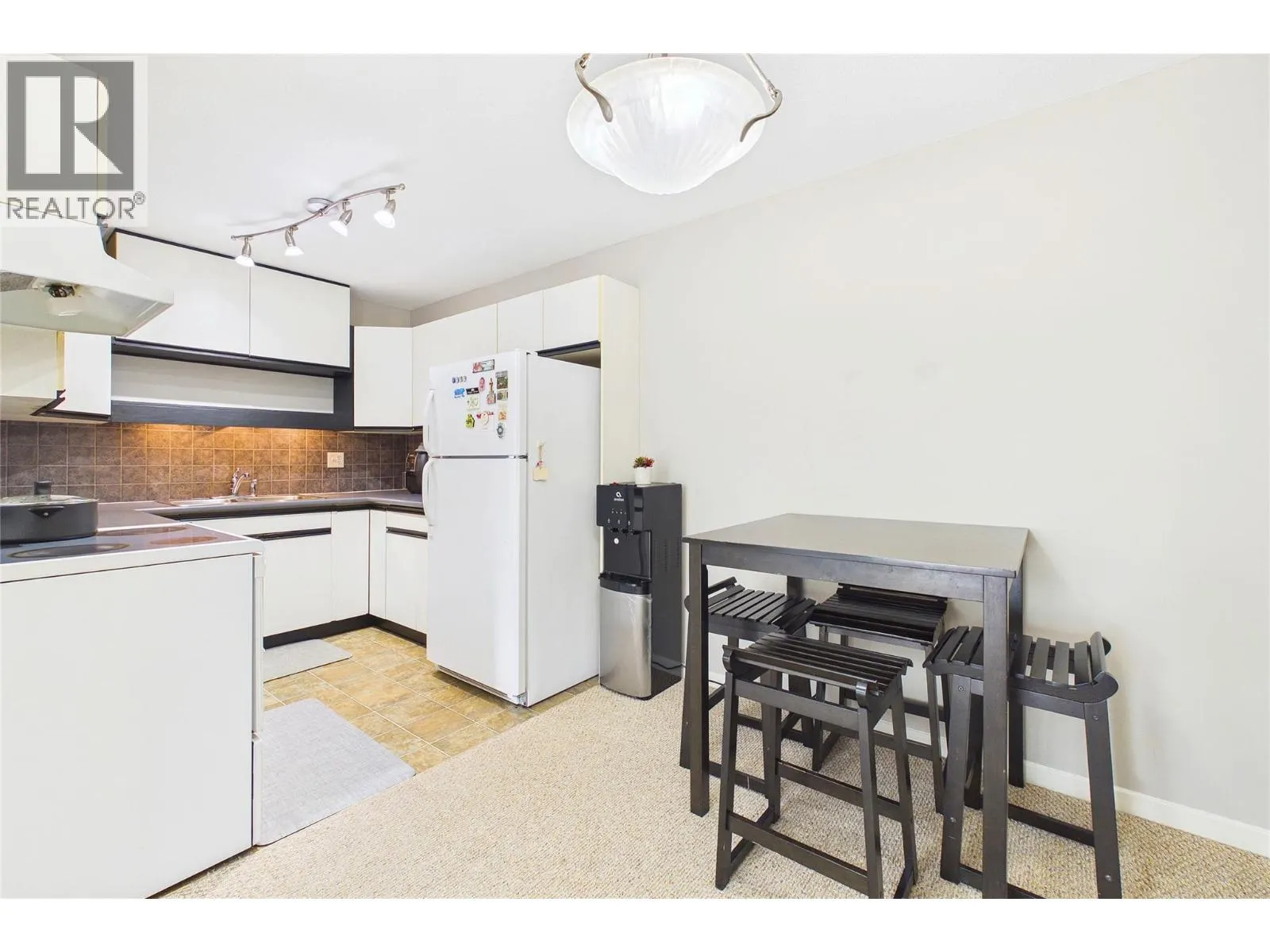 993 KLO Road Unit# 303