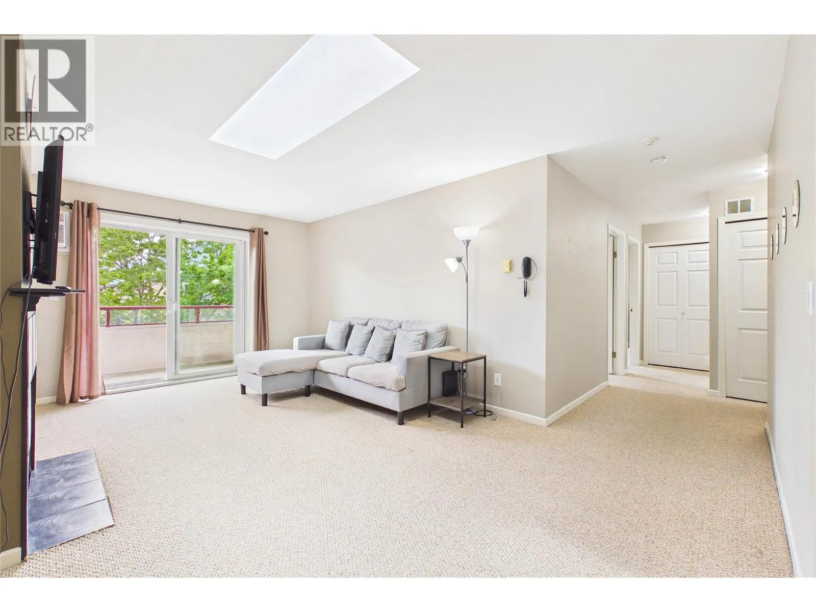 993 KLO Road Unit# 303