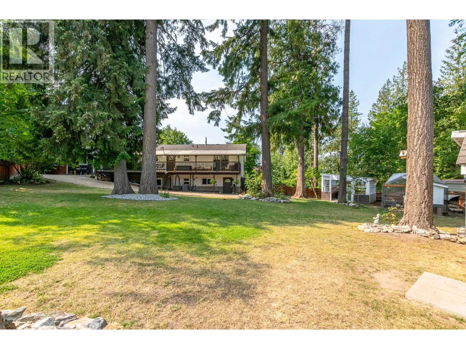 2651 Okanagan Avenue NE