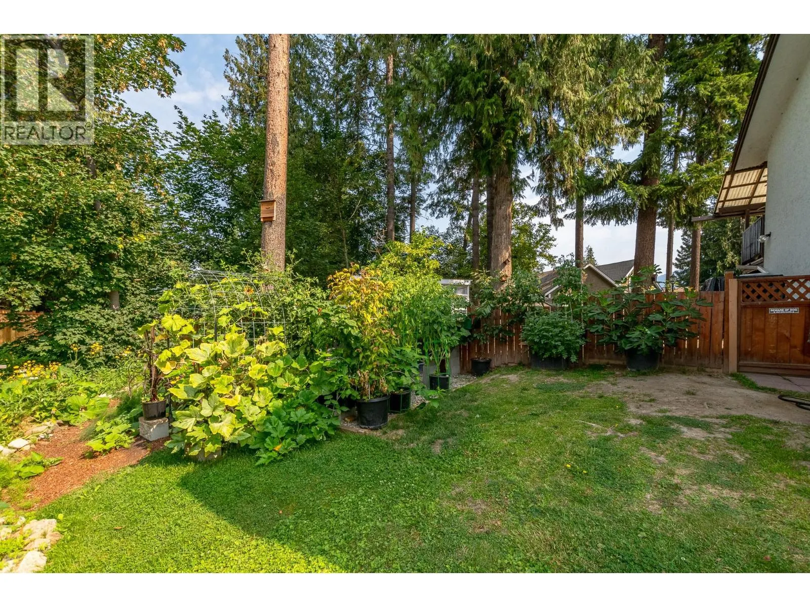 2651 Okanagan Avenue NE